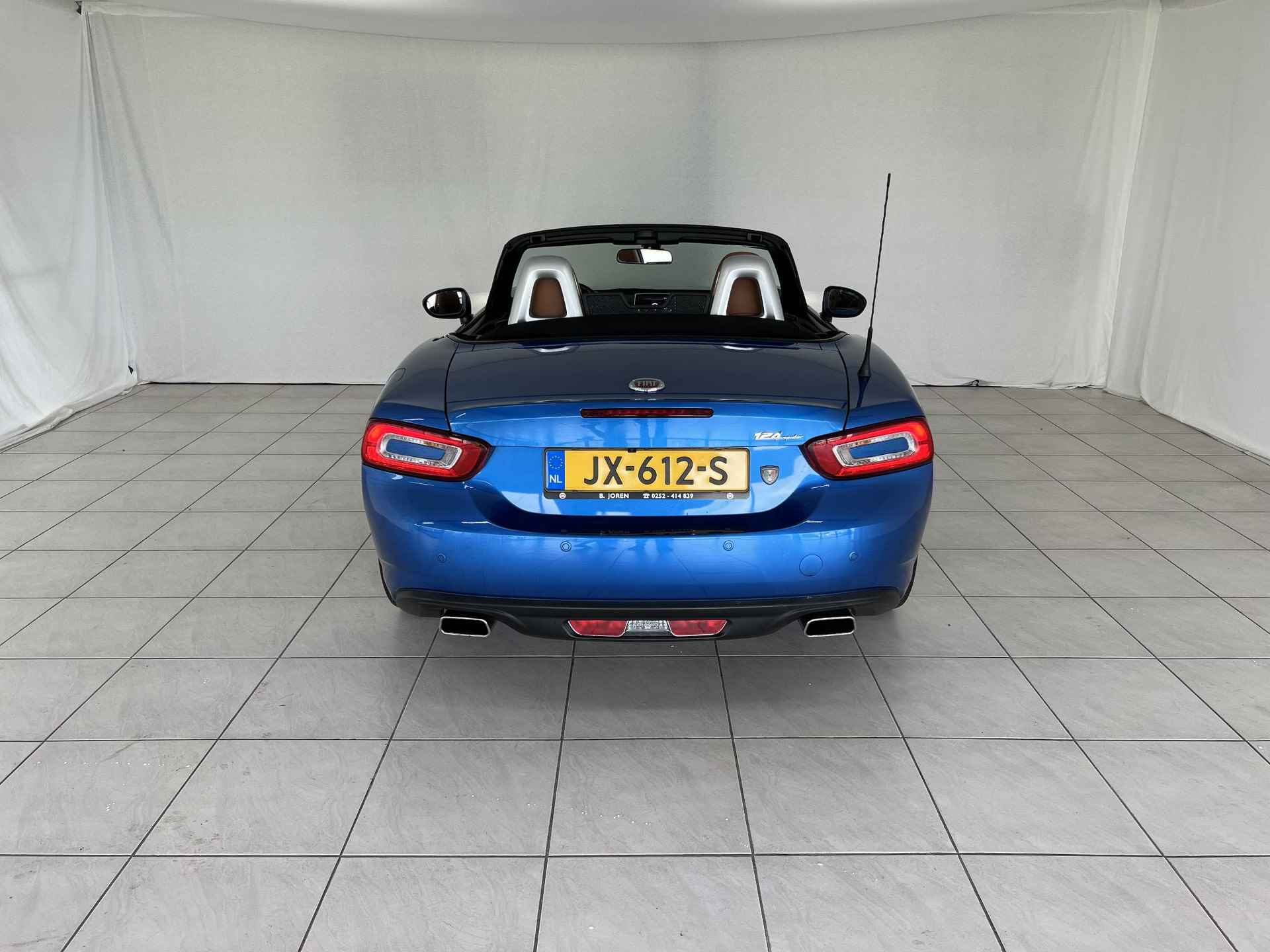 Fiat 124 Spider 1.4 MultiAir Turbo Lusso full option, dealer onderhouden, Bose Audio, Parkeercamera achter - 7/18