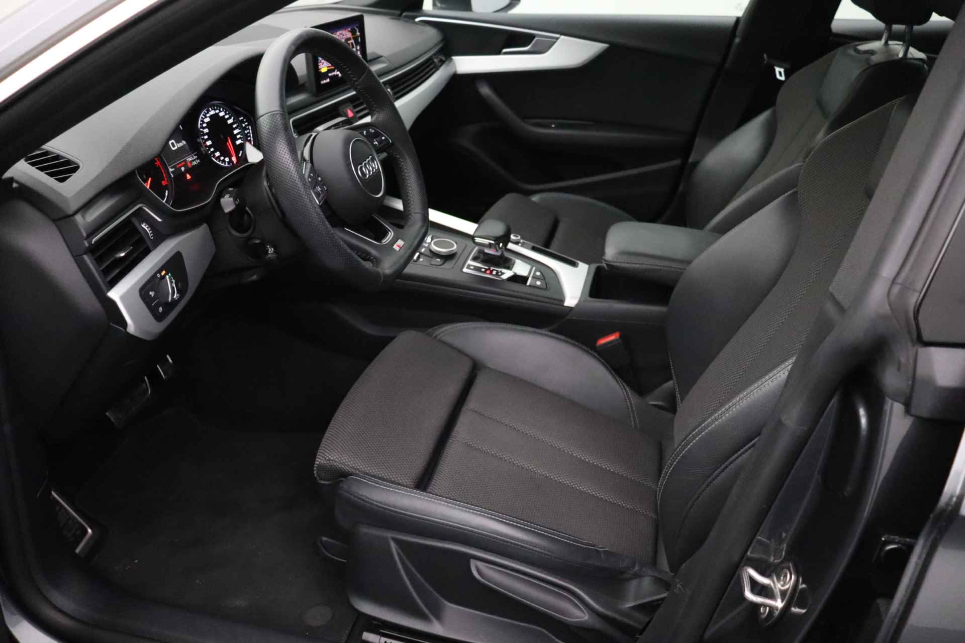 Audi A5 Sportback Sport S-line | Origineel NL | LED | Cruise control | Half leder | Bluetooth - 29/32