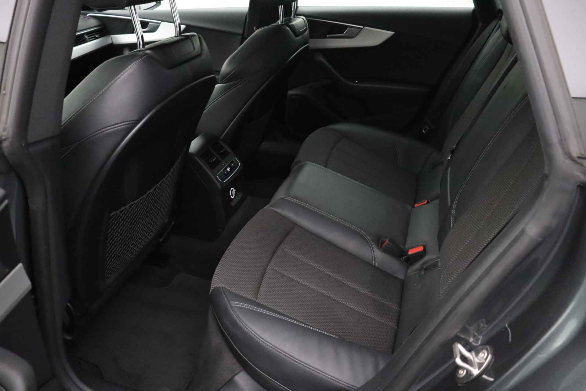 Audi A5 Sportback Sport S-line | Origineel NL | LED | Cruise control | Half leder | Bluetooth - 30/32