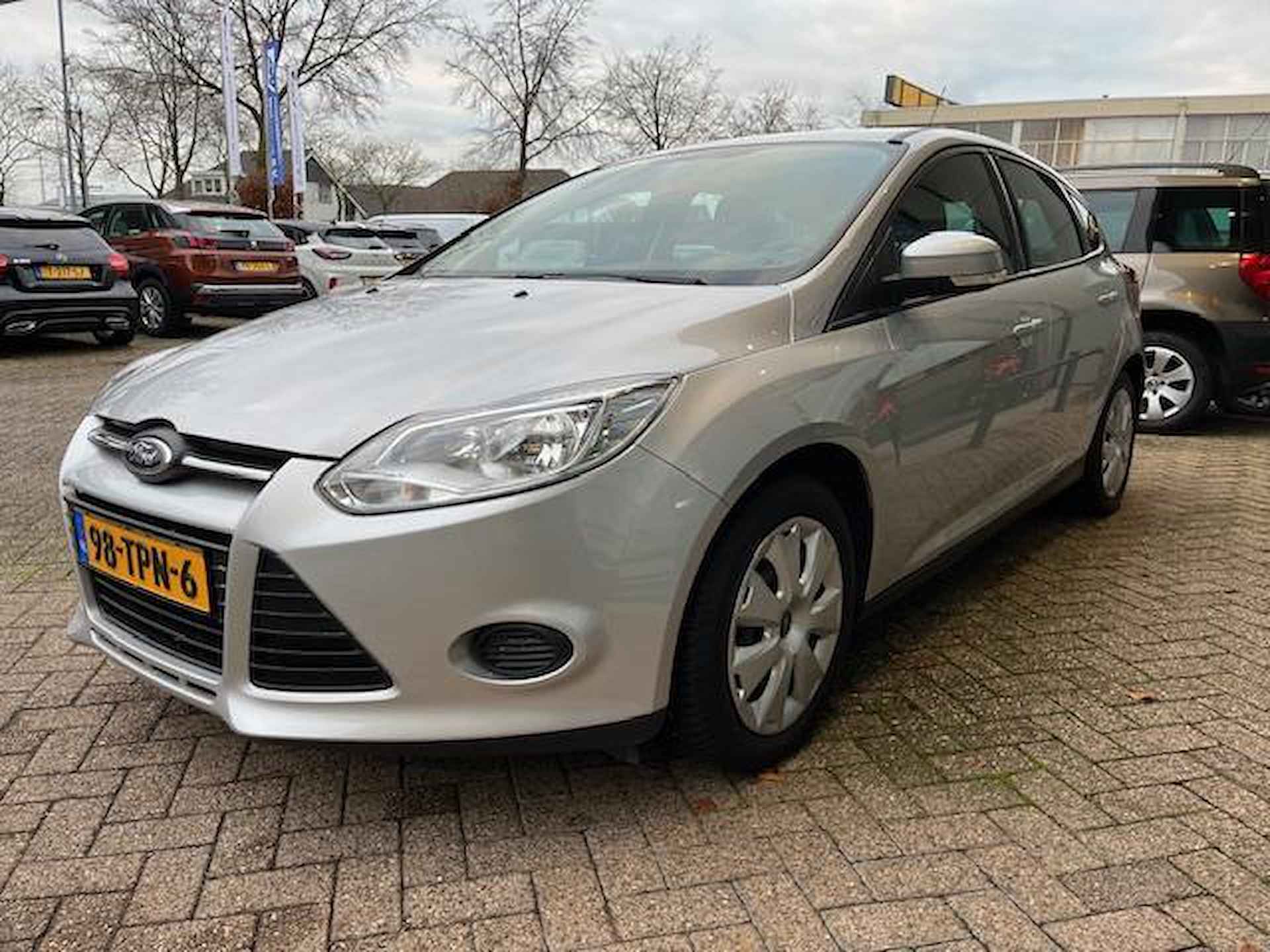 Ford Focus 1.6 TI-VCT Lease Trend - 6/16