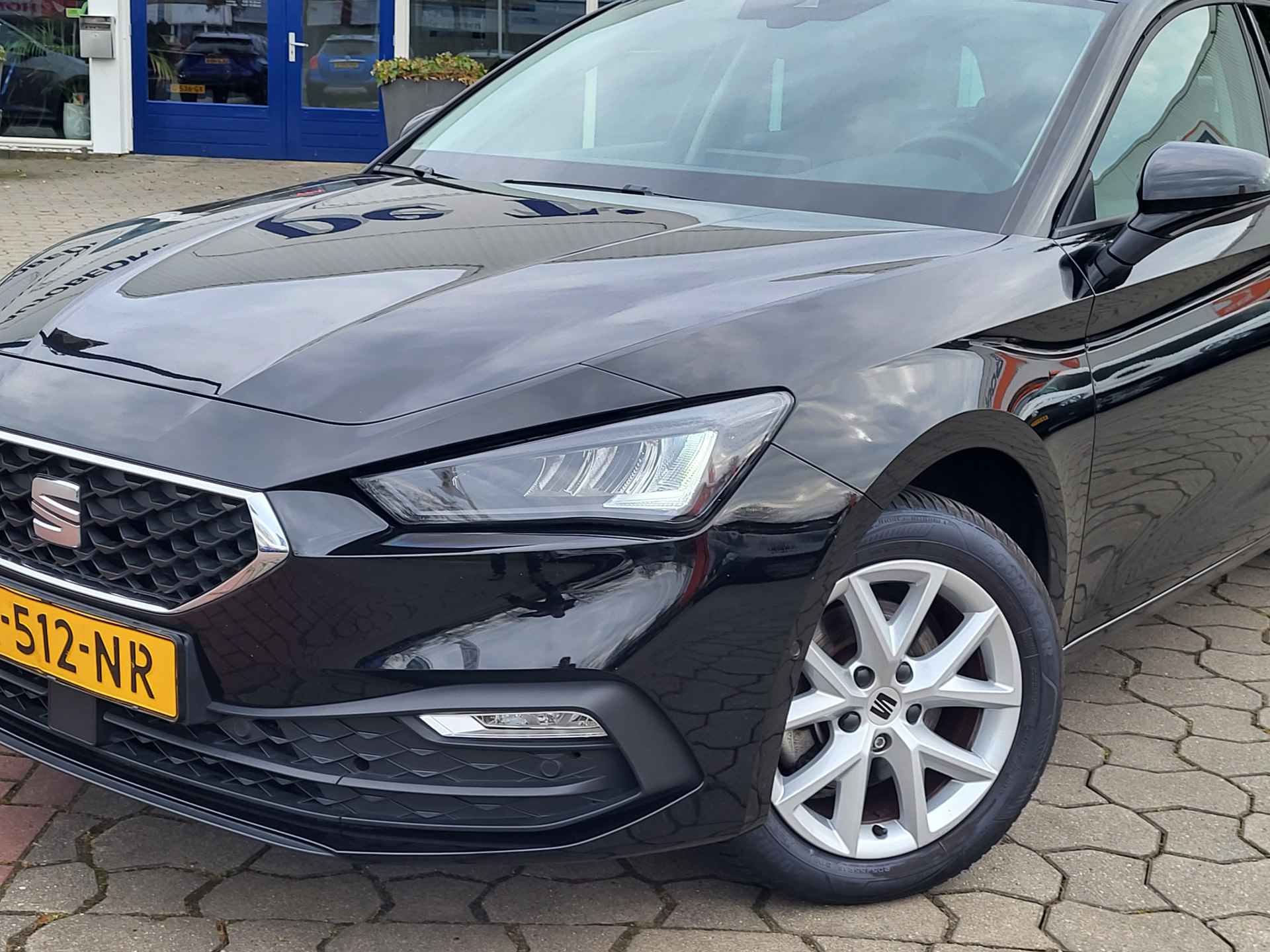 SEAT Leon Sportstourer 1.0 TSI Style Business Intense, Rijklaar met beurt & garantie! - 6/36