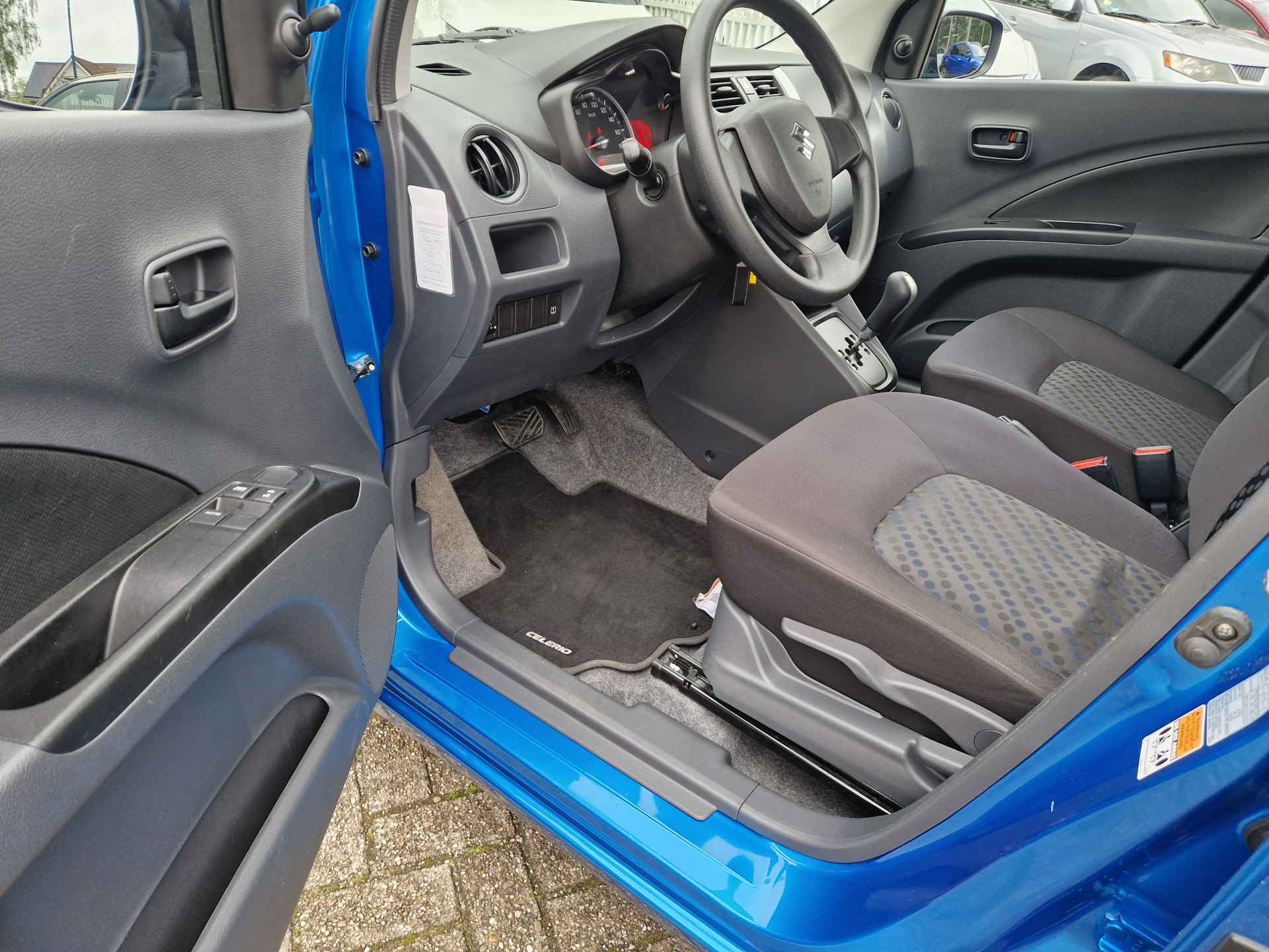 Suzuki Celerio 1.0 Comfort Automaat Lage kmstand, Airco, Parkeersensoren , All-in Rijklaarprijs - 4/18