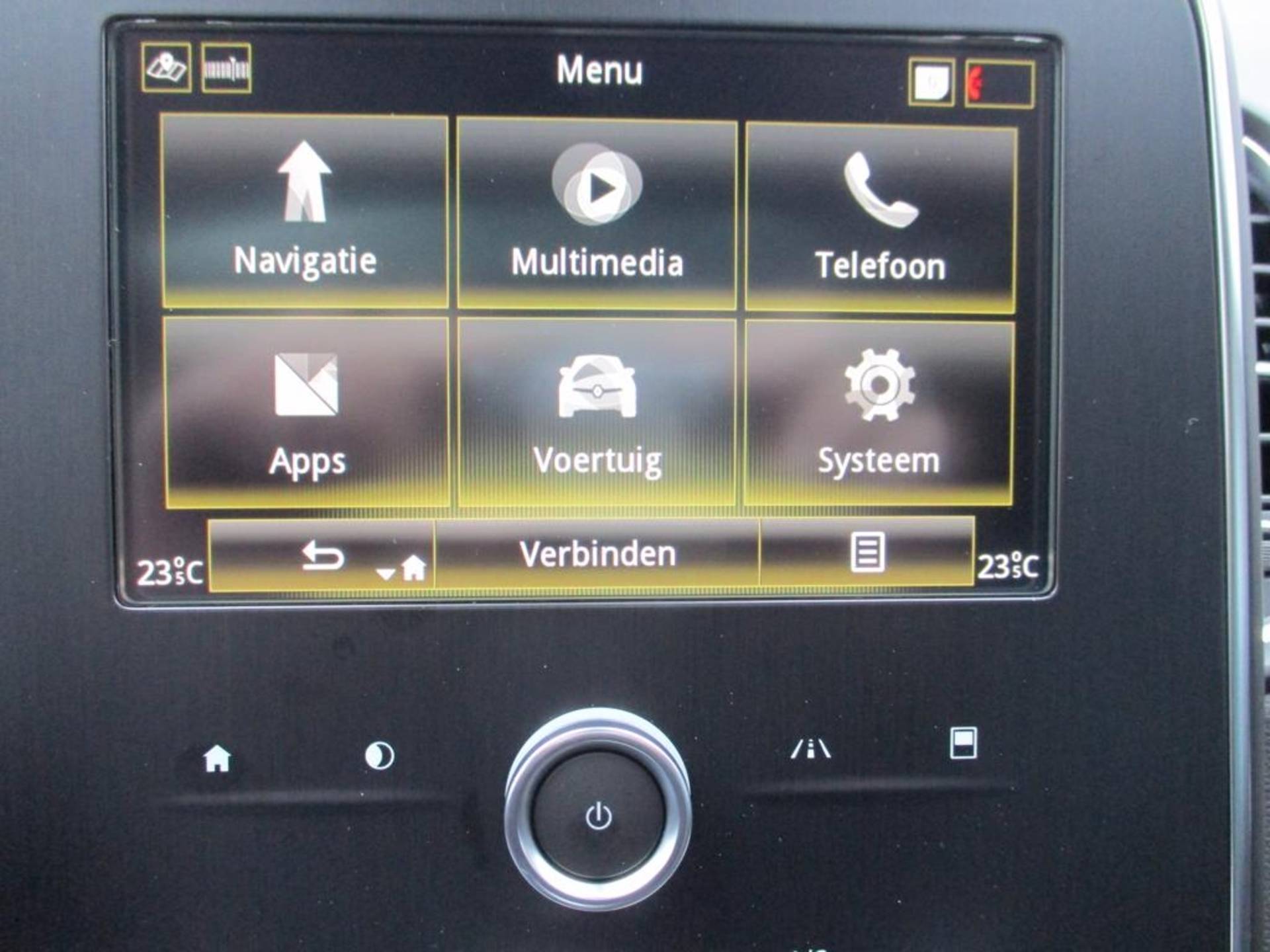 Renault Grand Scénic 988 KM!! Dealer demo auto 1.3 TCe Intens Automaat 7pers. Airco(automatisch), Multimedia systeem, Navigatie, Cruise control, Parkeersensoren, Stoelveerwarm , Regensensor, Dimlicht automatisch, Digitaal dashbord, Auto is in Nieuwstaat - 29/31