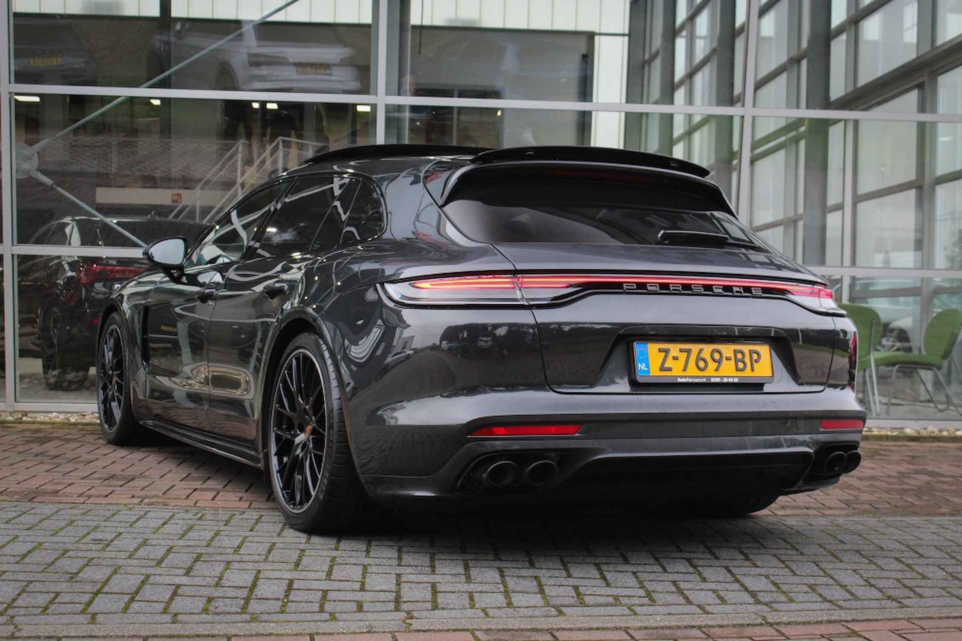 Porsche Panamera Sport Turismo 2.9 4 E-Hybrid PlEd | PANO | 5000KM! | - 2/56