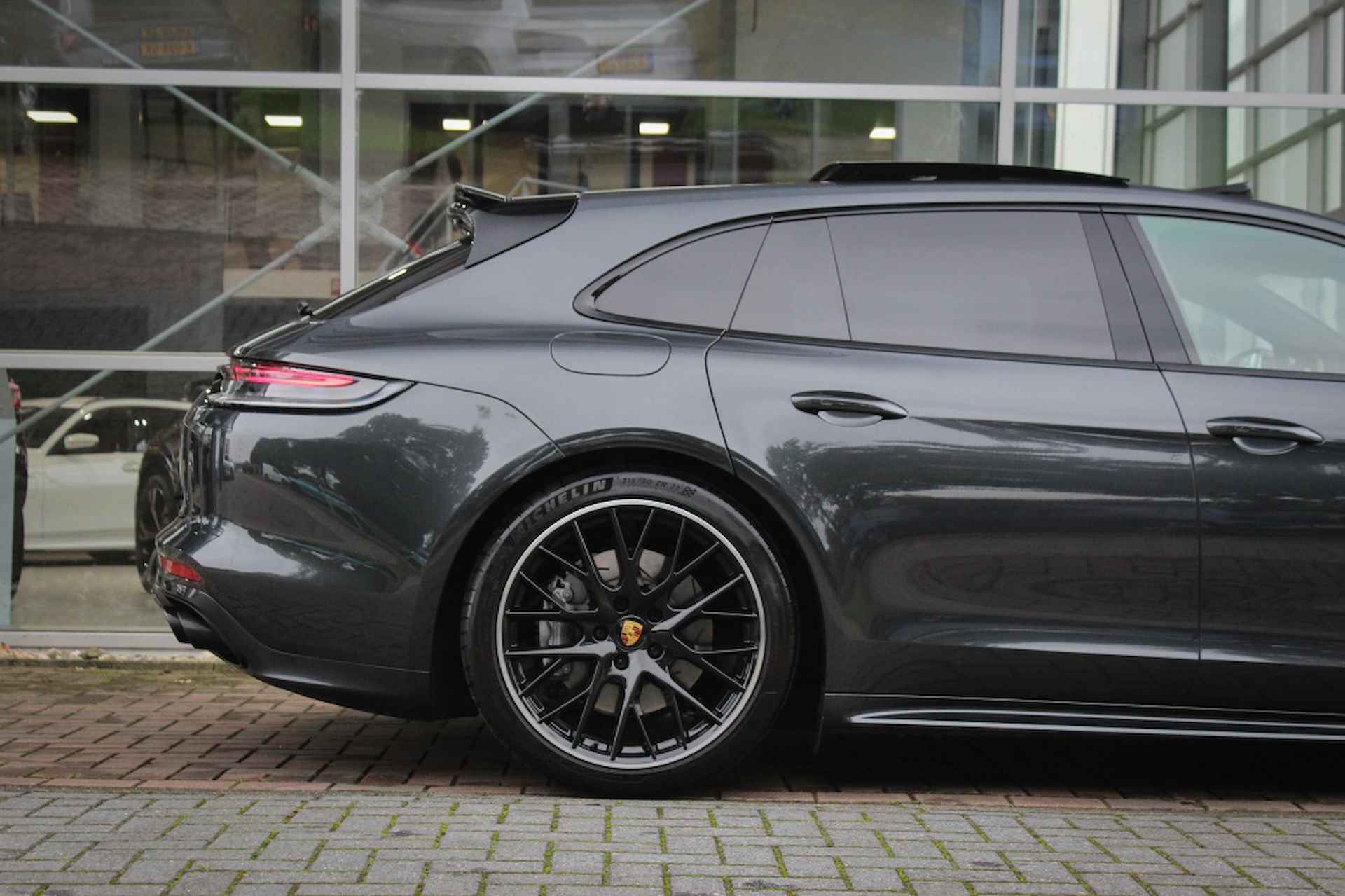 Porsche Panamera Sport Turismo 2.9 4 E-Hybrid PlEd | PANO | 5000KM! | - 7/56