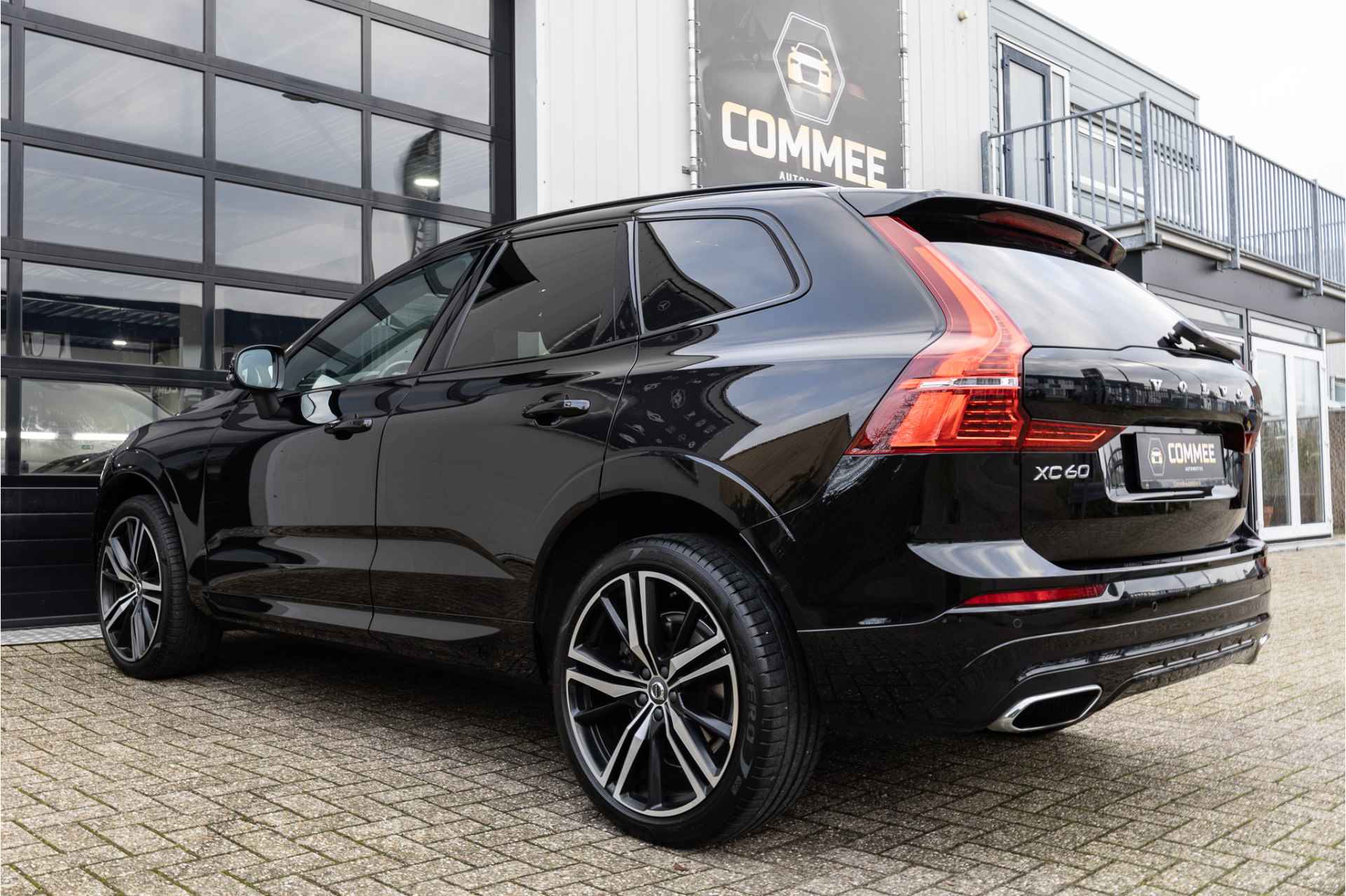 Volvo XC60 2.0 B4 R-Design ✅21 inch✅CAM✅ACC✅Piolot.ass. - 8/24