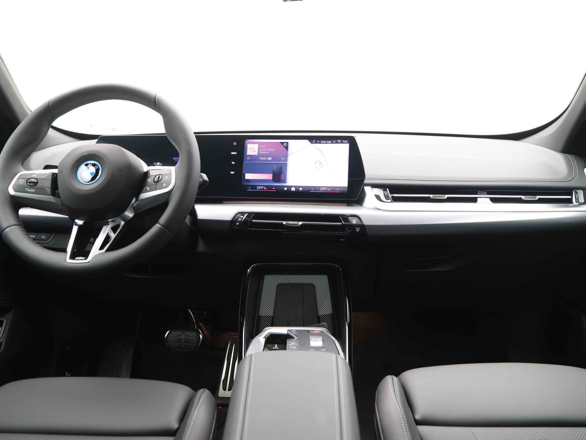 BMW iX1 eDrive20 67 kWh - 13/27