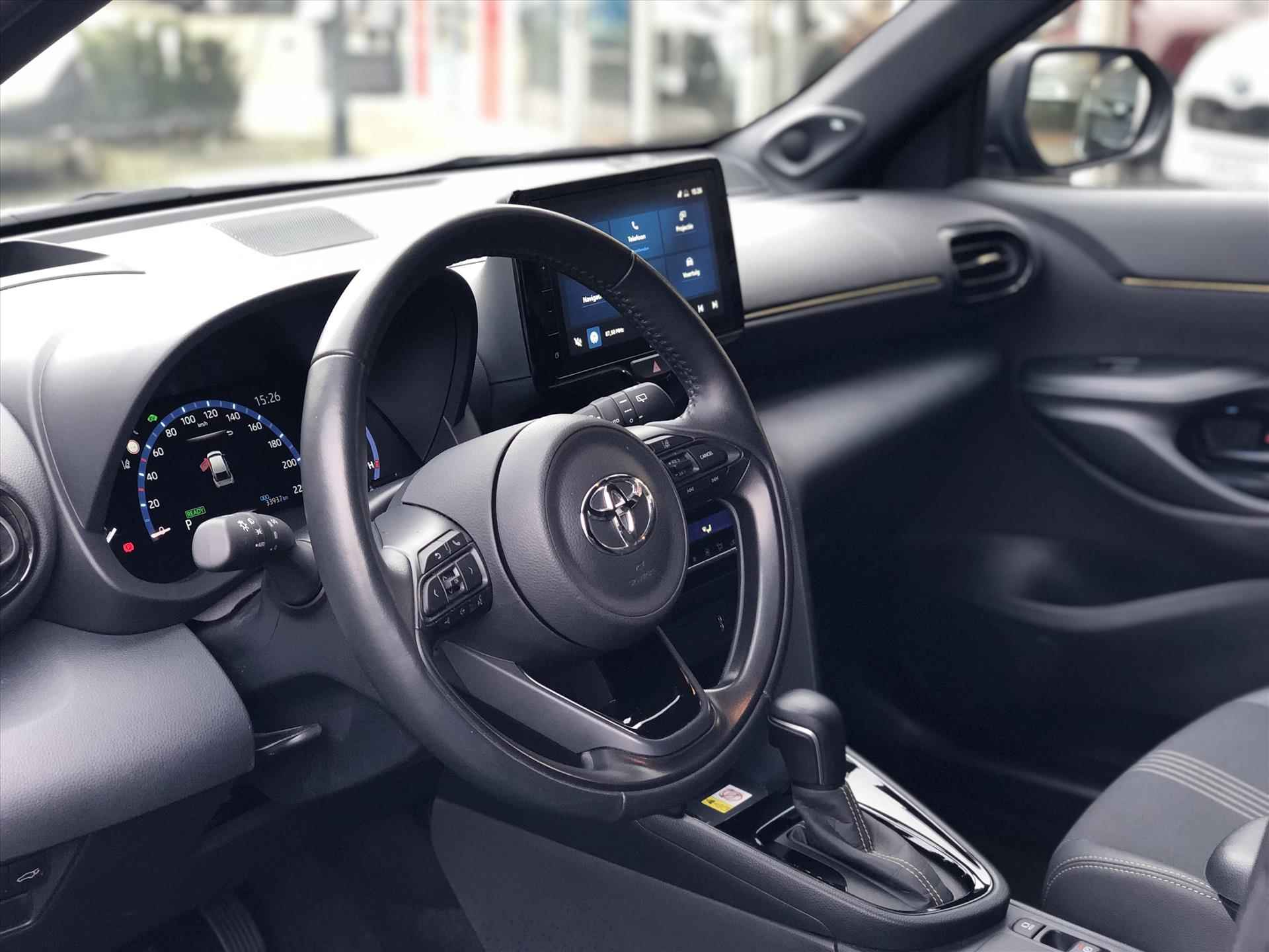 Toyota Yaris Cross 1.5 Hybrid Adventure | JBL, Head up display, Elektrische achterklep, Smart connect, Stoel + Stuurverwarming - 14/38