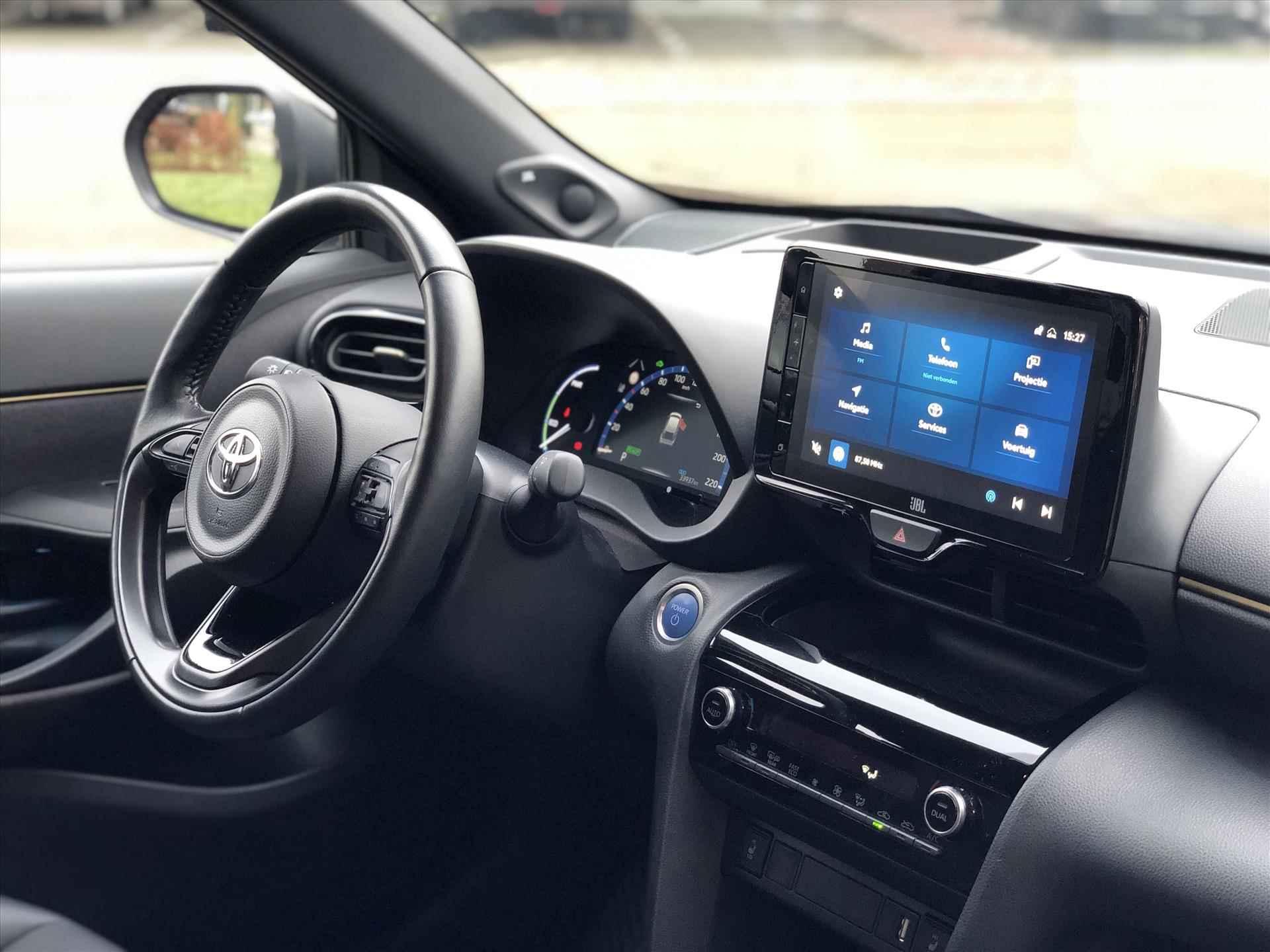 Toyota Yaris Cross 1.5 Hybrid Adventure | JBL, Head up display, Elektrische achterklep, Smart connect, Stoel + Stuurverwarming - 18/38