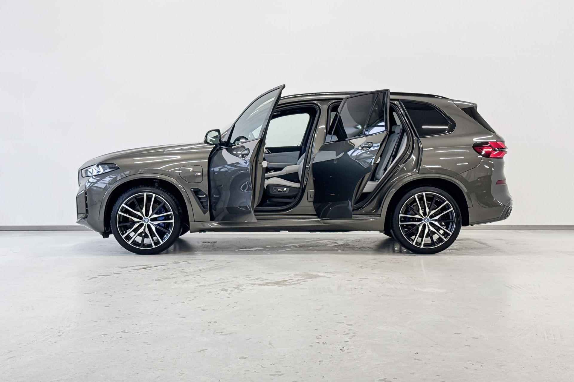 BMW X5 xDrive50e M Sportpakket Pro Aut. - Verwacht: December 2024 - 3/21