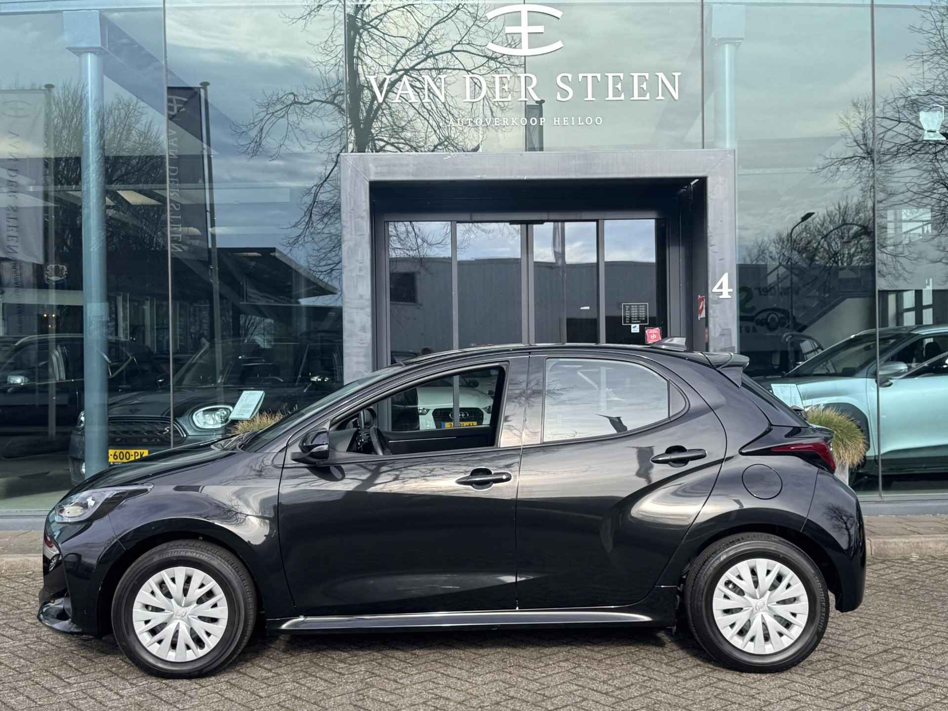 Toyota Yaris 1.5 Hybrid 115 Active Fabrieksgarantie t/m 2034 | Apple Carplay - 5/19