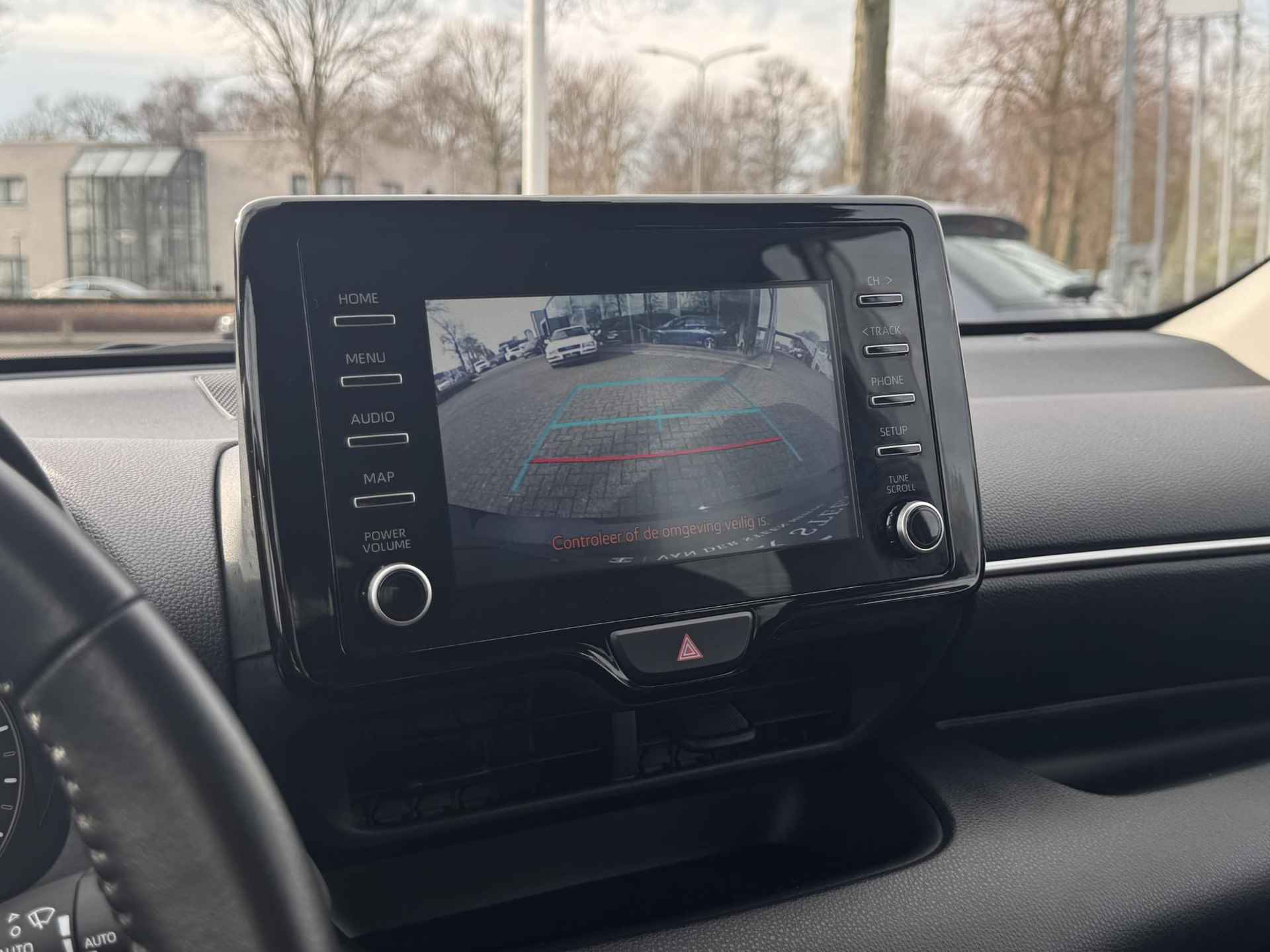 Toyota Yaris 1.5 Hybrid 115 Active Fabrieksgarantie t/m 2034 | Apple Carplay - 10/19