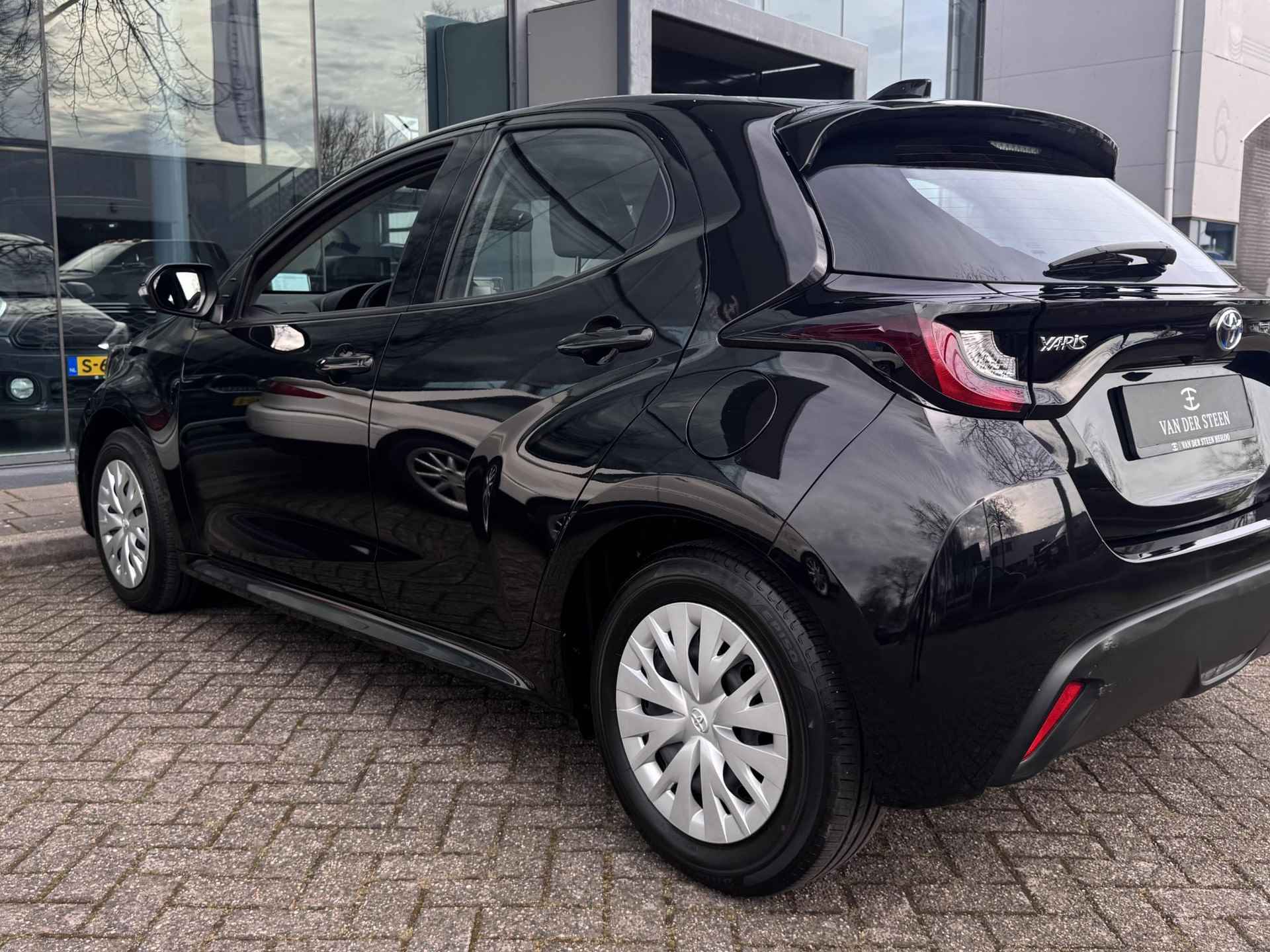 Toyota Yaris 1.5 Hybrid 115 Active Fabrieksgarantie t/m 2034 | Apple Carplay - 14/19