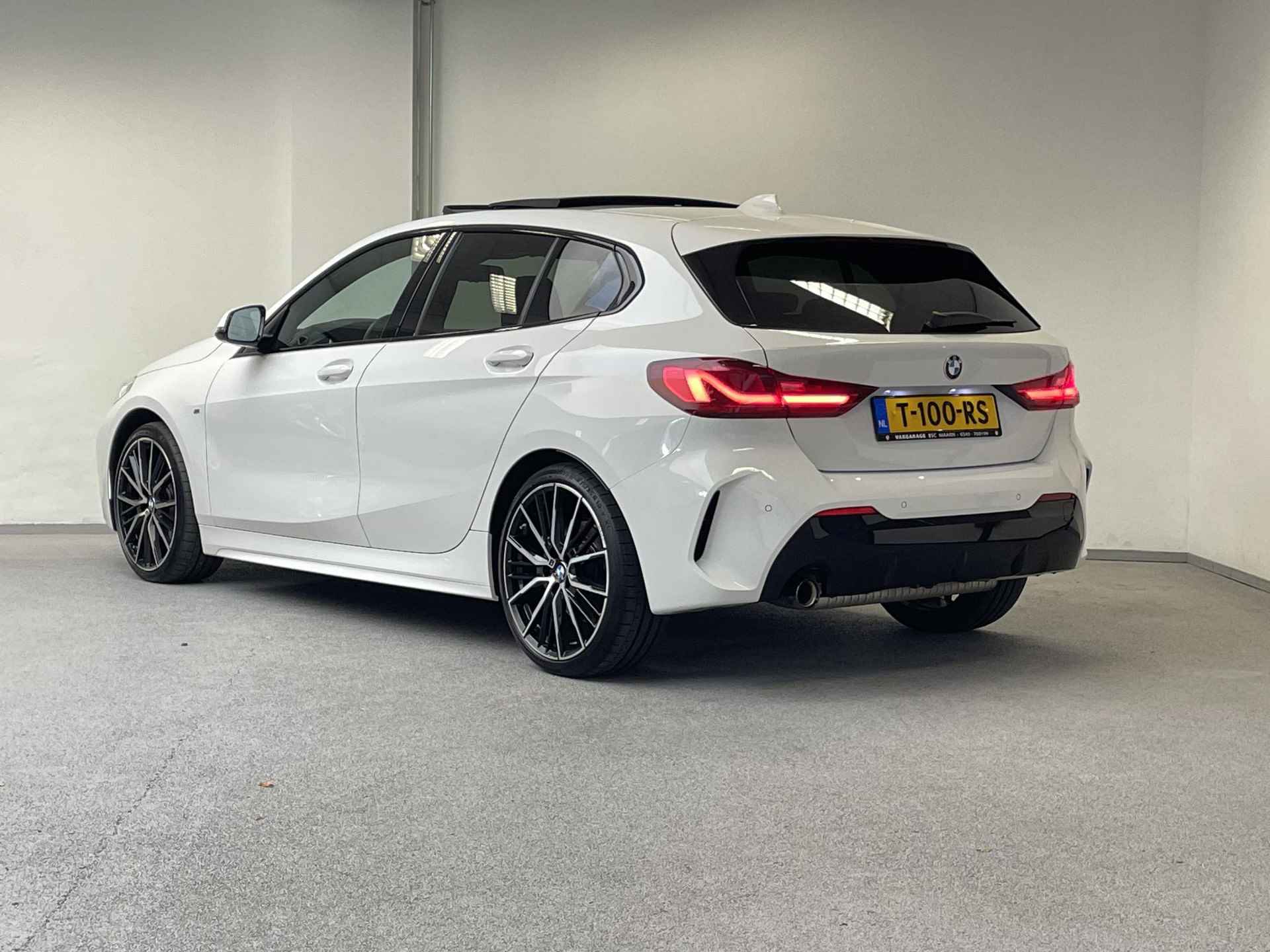 BMW 1-serie 116i M-Sport Plus Pack | PANO | HEAD-UP | TREKHAAK | CARPLAY | 19" LMV | - 10/36