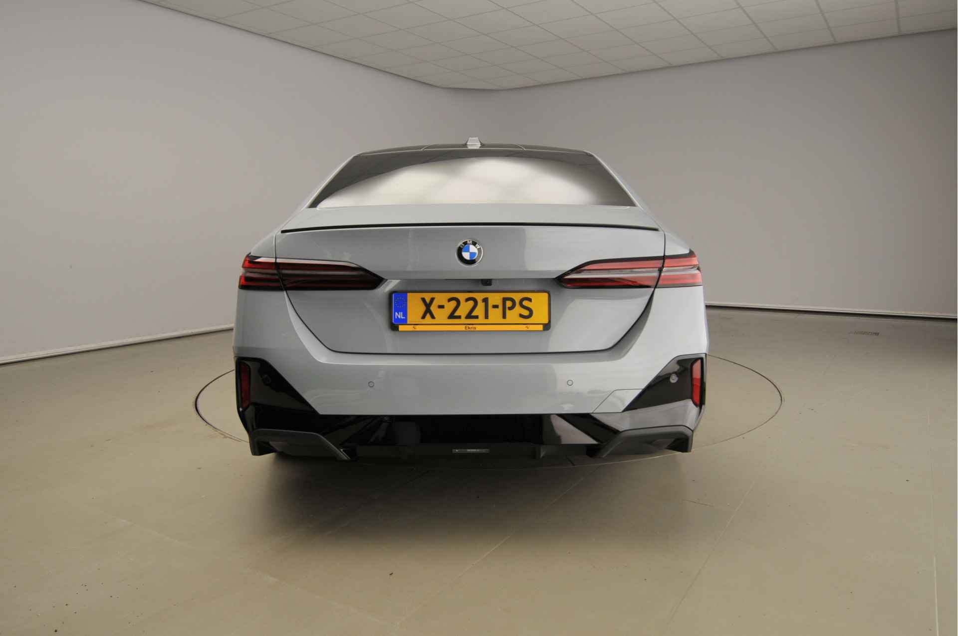 BMW 5 Serie Sedan 520d M-Sportpakket / LED / Leder / HUD / Trekhaak / Keyles go / Standkachel / DAB / Harman-kardon sound / Alu 21 inch - 4/40