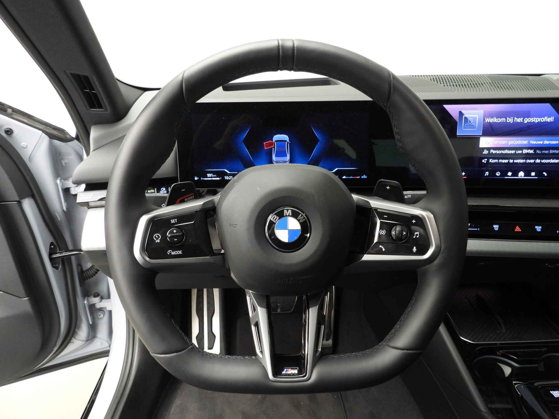 BMW 5 Serie Sedan 520d M-Sportpakket / LED / Leder / HUD / Trekhaak / Keyles go / Standkachel / DAB / Harman-kardon sound / Alu 21 inch - 11/40