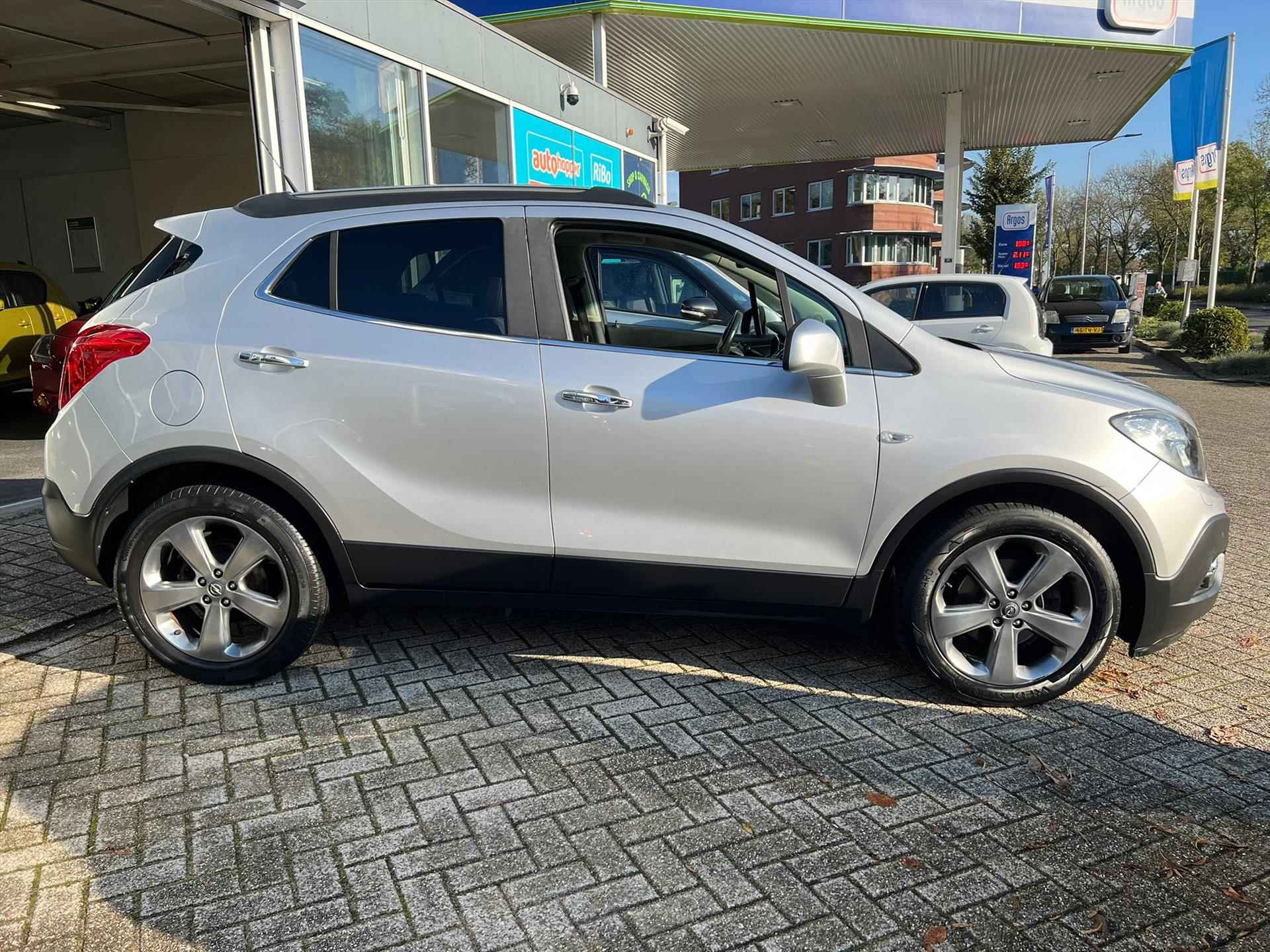 Opel Mokka 1.4T Cosmo - 9/27