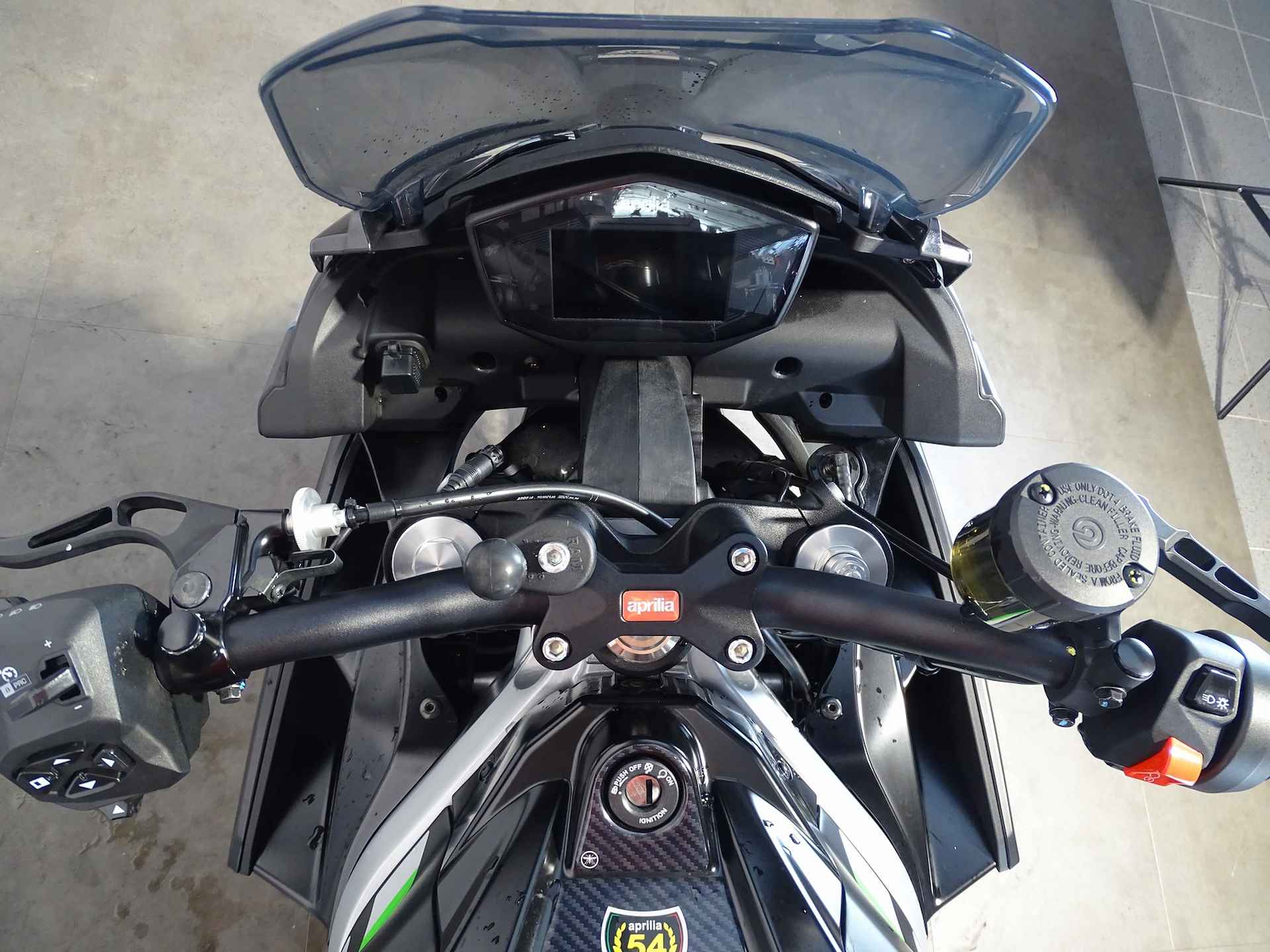 Aprilia TUONO 660 - 7/9