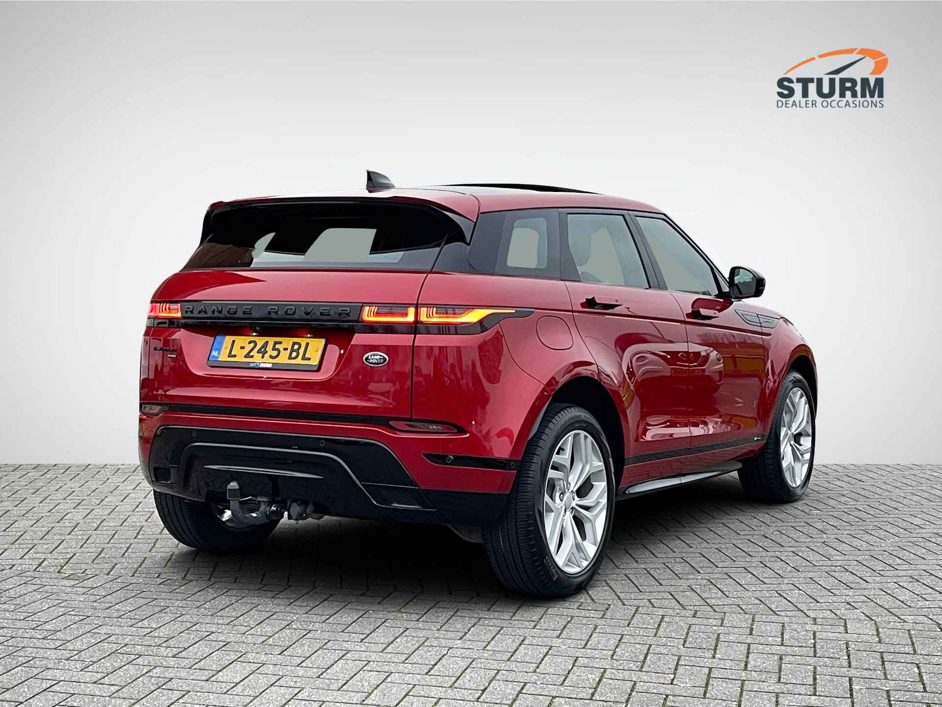 Land Rover Range Rover Evoque 1.5 P300e AWD R-Dynamic HSE | Tekhaak Afneembaar | Panoramadak | Stuur- + Stoelverwarming | Navigatie | 360° Camera | Geheugenstoel | Rijklaarprijs! - 4/34