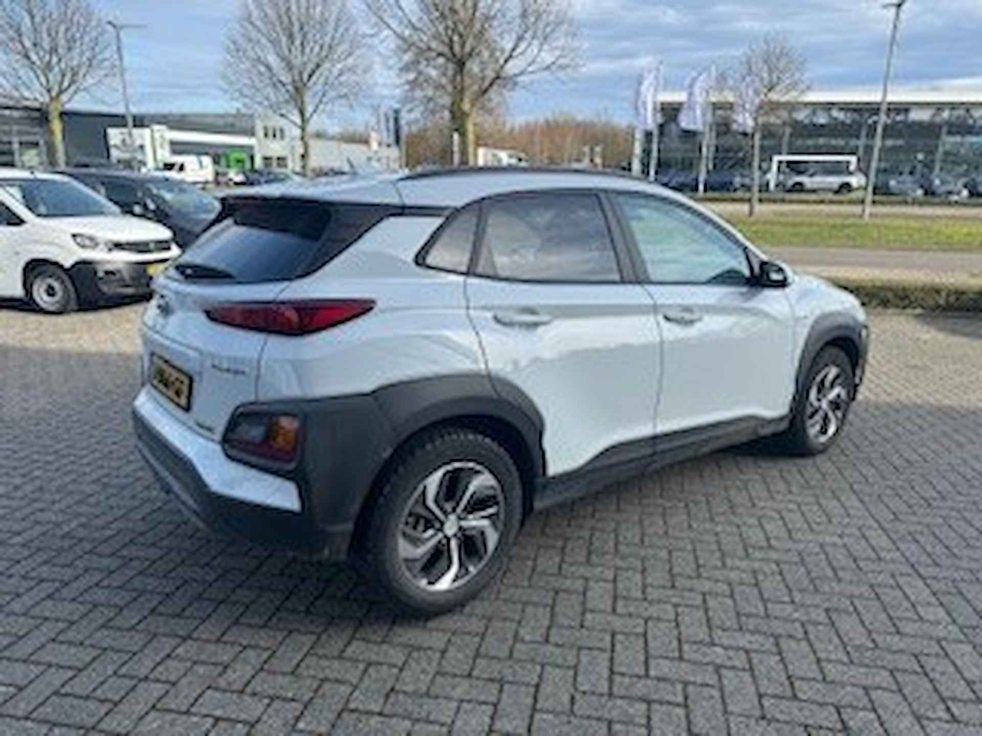 HYUNDAI Kona 1.6GDi 105PK HEV Comfort Smart - 3/10