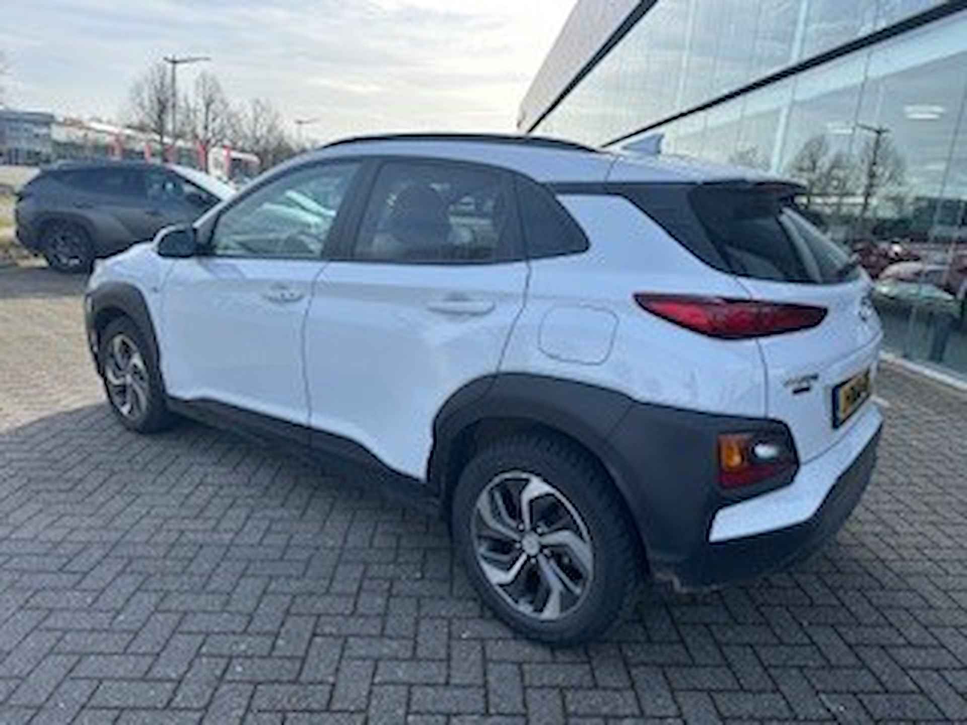 HYUNDAI Kona 1.6GDi 105PK HEV Comfort Smart - 4/10