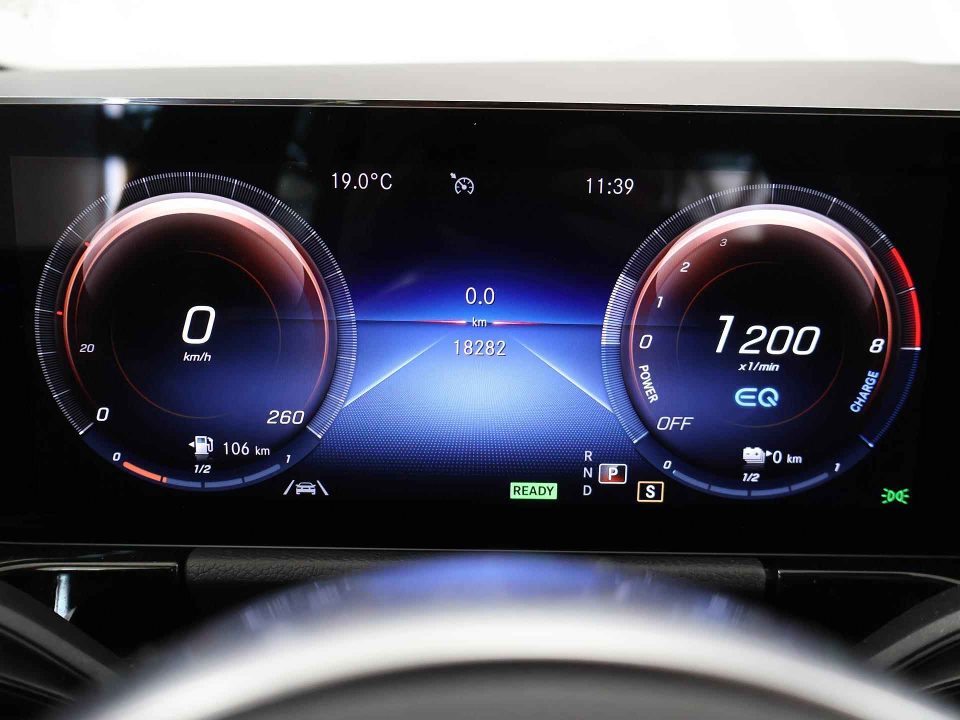 Mercedes-Benz B-klasse 250 e AMG Line | Panoramadak | Widescreen | Sfeerverlichting | Navigatie | Carplay | Stoelverwarming | Mercedes LED | - 14/44