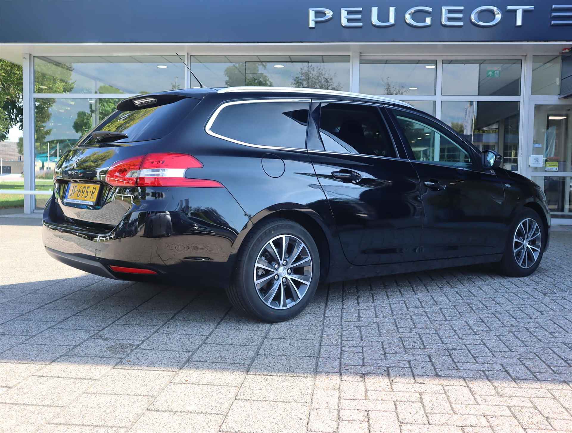 PEUGEOT 308 Style PureTech 110pk S&S, Rijklaarprijs, Climate control Navigatie DAB+ Bluetooth - 4/54