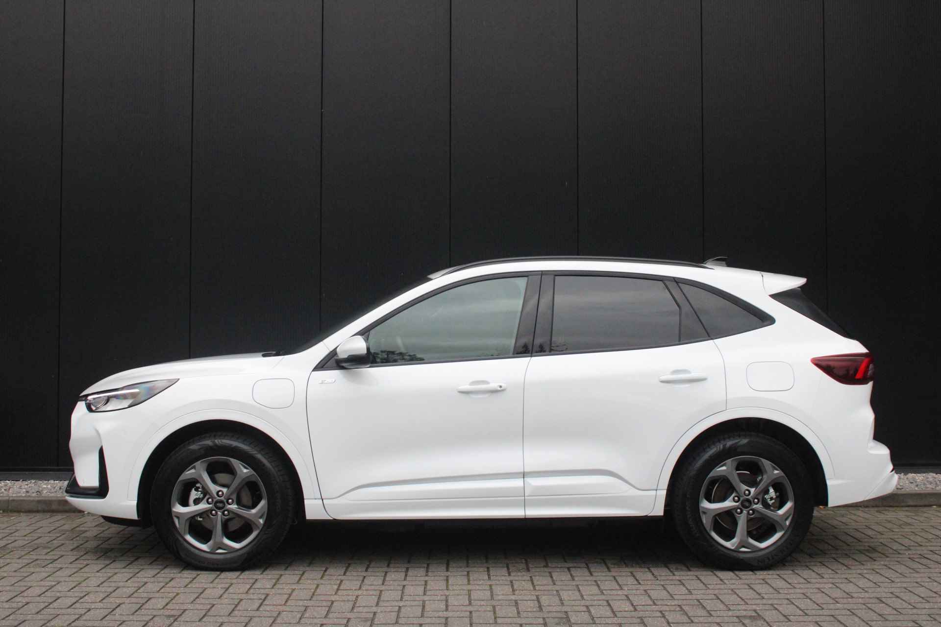 Ford Kuga 2.5 PHEV ST-Line | WINTER PACK - 3/34