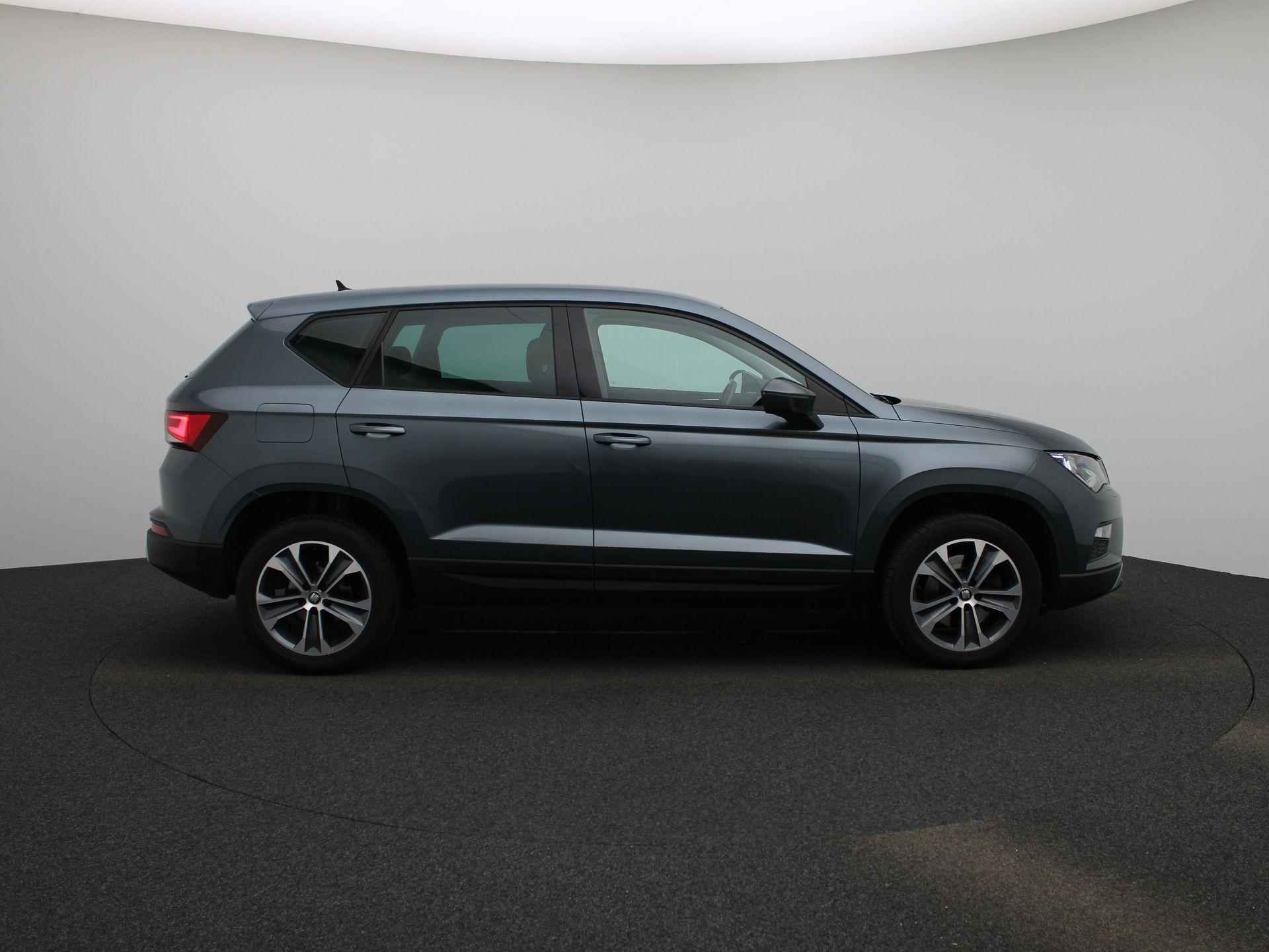 SEAT Ateca 1.0 EcoTSI Style Business Intense 115 PK | Parkeersensoren | Navigatie | Stoelverwarming | Cruise Control | Apple Carplay & Andriod Auto - 7/37