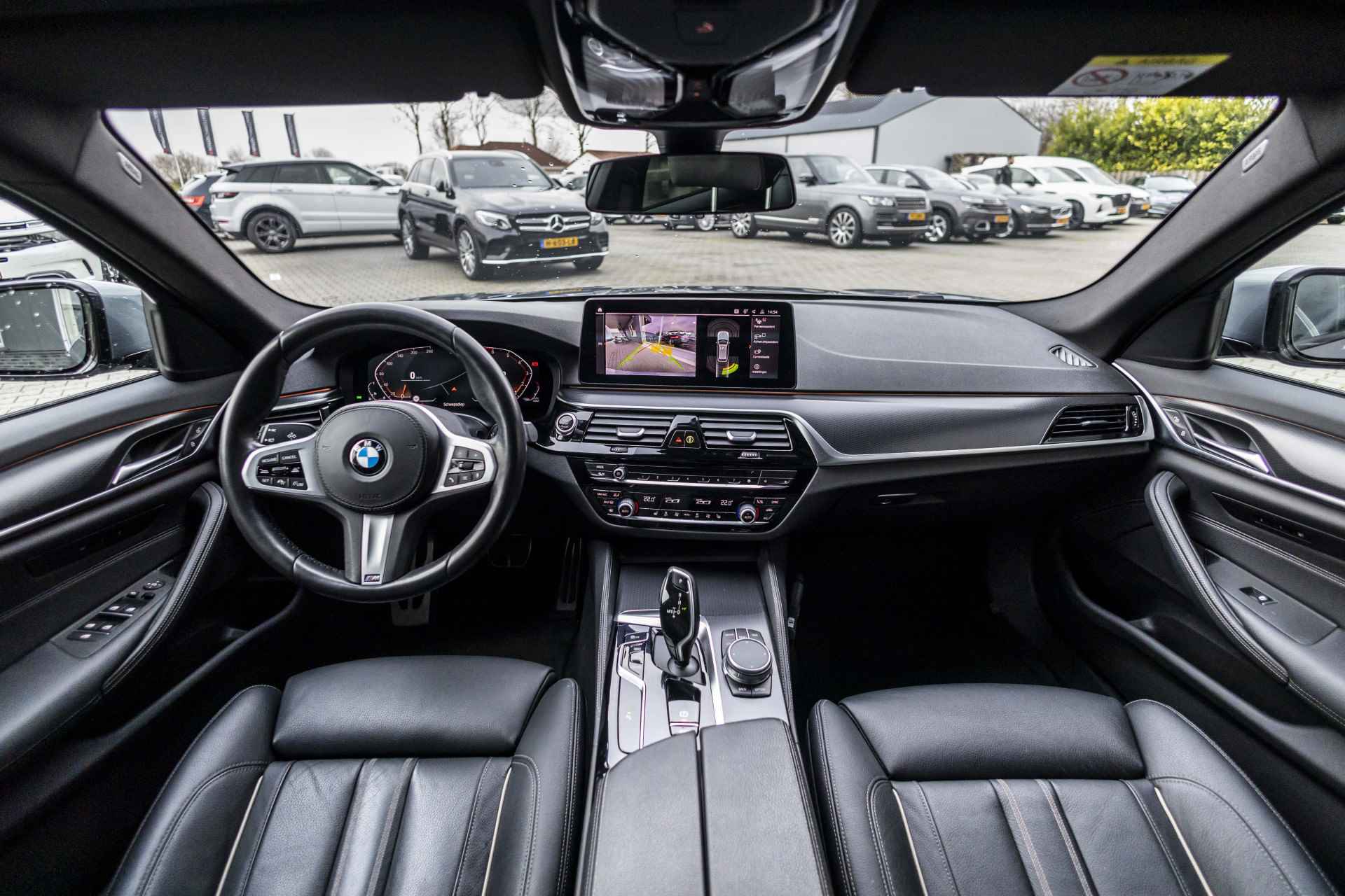 BMW 5 Serie Touring 520i High Executive Edition M-Sport | Pano | ACC | E-Trekhaak - 6/41