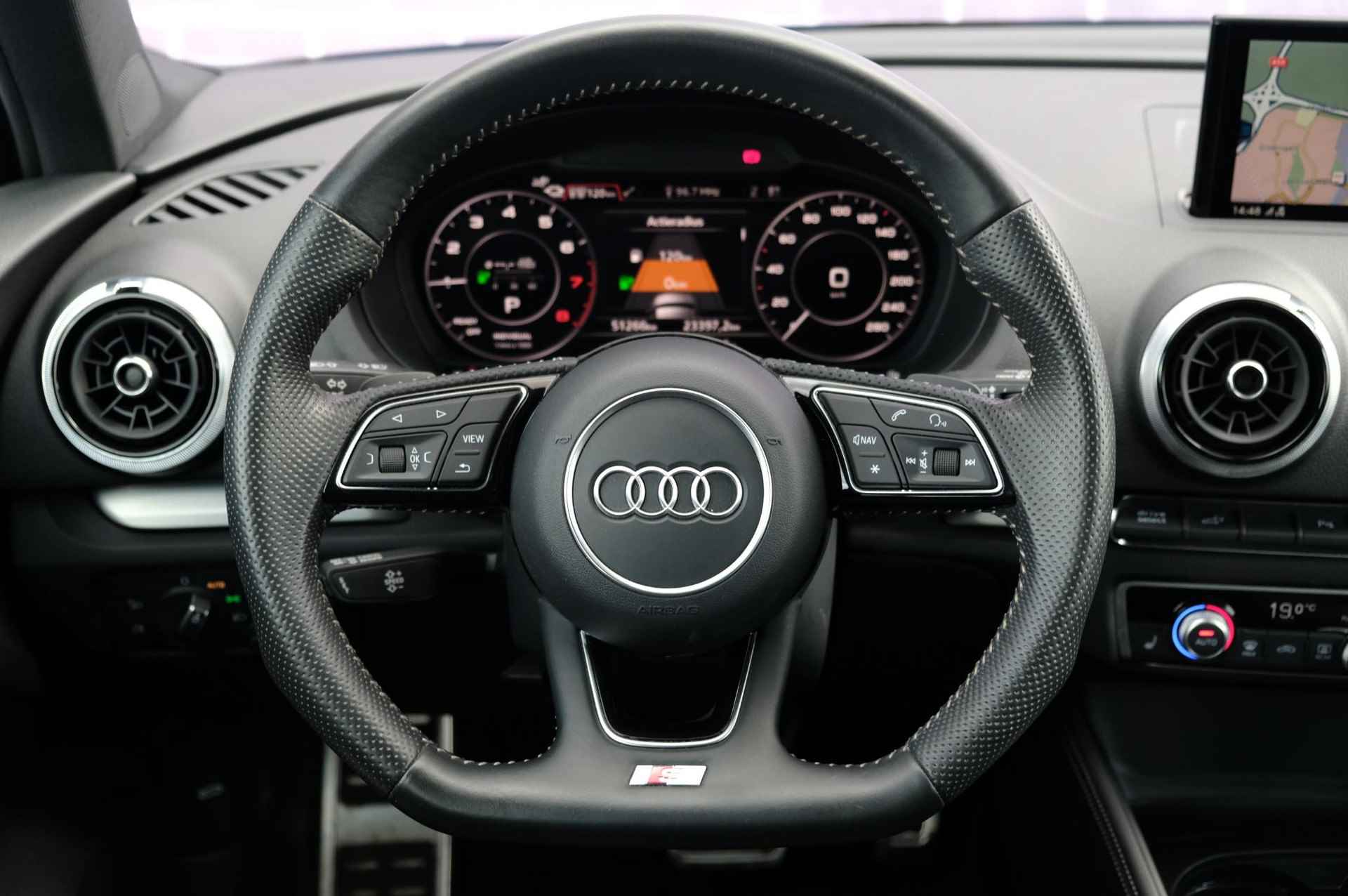 Audi A3 Sportback 40 e-tron Advance Sport | S-Line | Plug-In | Navi | Virtual Cockpit | Leder | Cruise/Climate Control | Stoelverwarming - 4/38