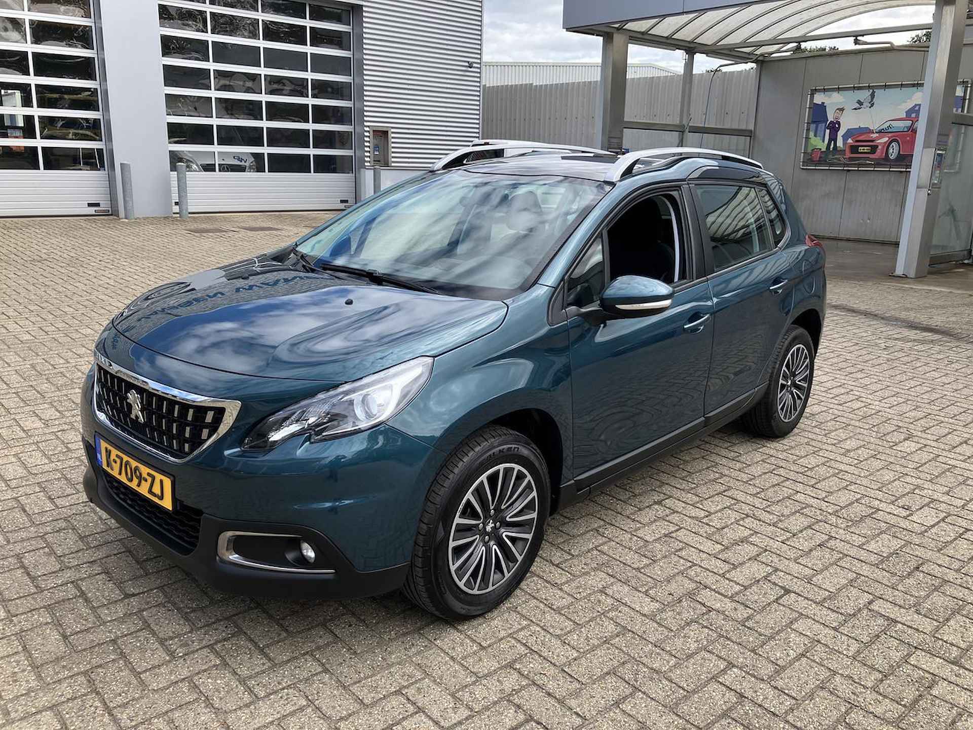 Peugeot 2008 1.2 PURE TECH BLUE LION PANODAK - 2/14