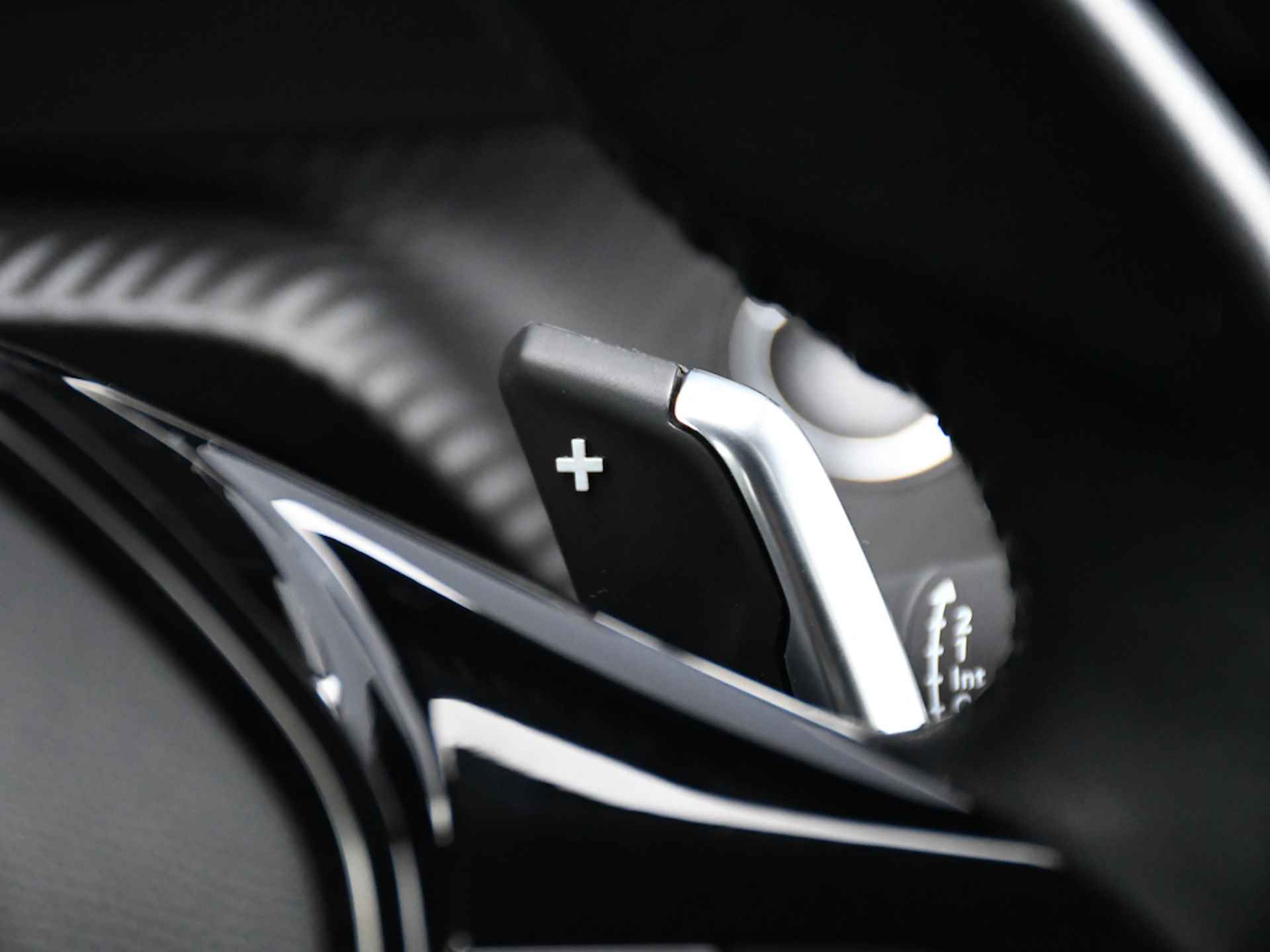 Peugeot 208 Allure 1.2 PureTech 100pk Automaat NAVI | CRUISE | 16''LM | DAB | APPLE-CARPLAY | CLIMA | USB - 27/31