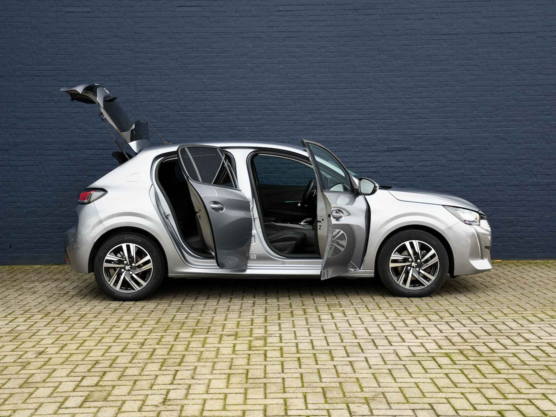 Peugeot 208 Allure 1.2 PureTech 100pk Automaat NAVI | CRUISE | 16''LM | DAB | APPLE-CARPLAY | CLIMA | USB - 30/31