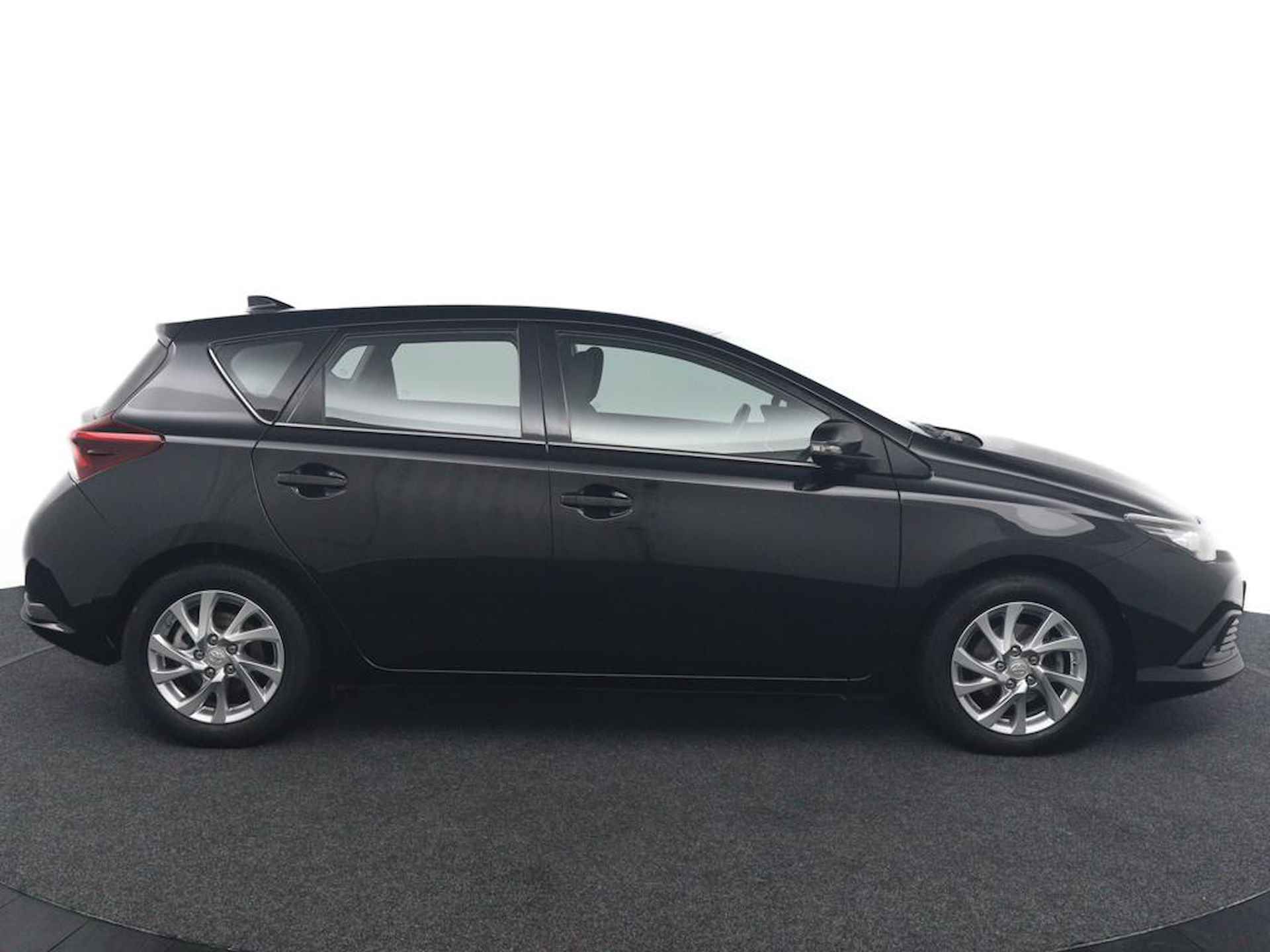 Toyota Auris 1.3 Aspiration | Trekhaak | Navigatie | Cruise Control | Climate Control | - 7/46