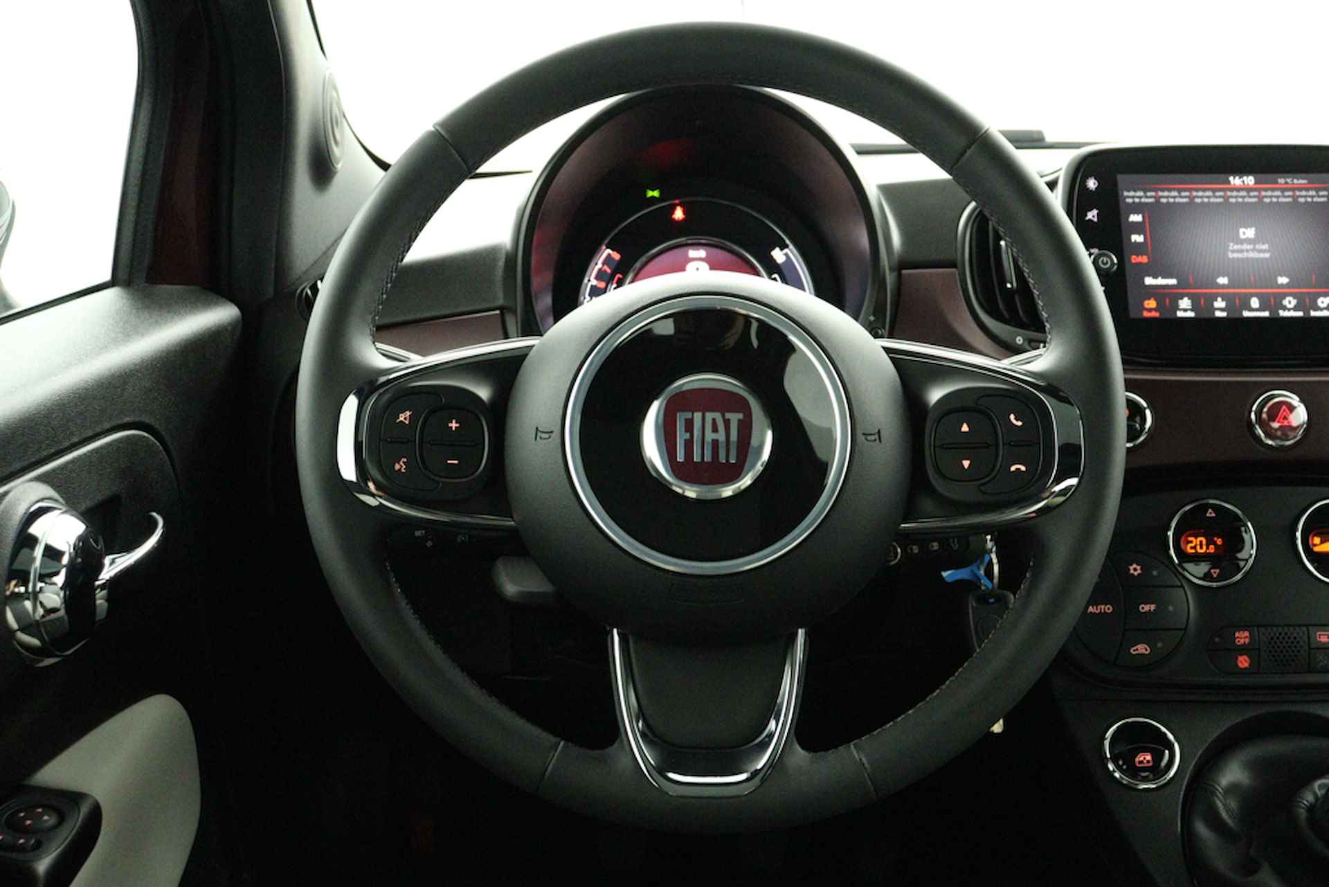 Fiat 500 1.0 HYBRID LAUNCH EDITION ECC/CRUISE/NAV/PANO.DAK/PARK.SENS/LMV - 25/47