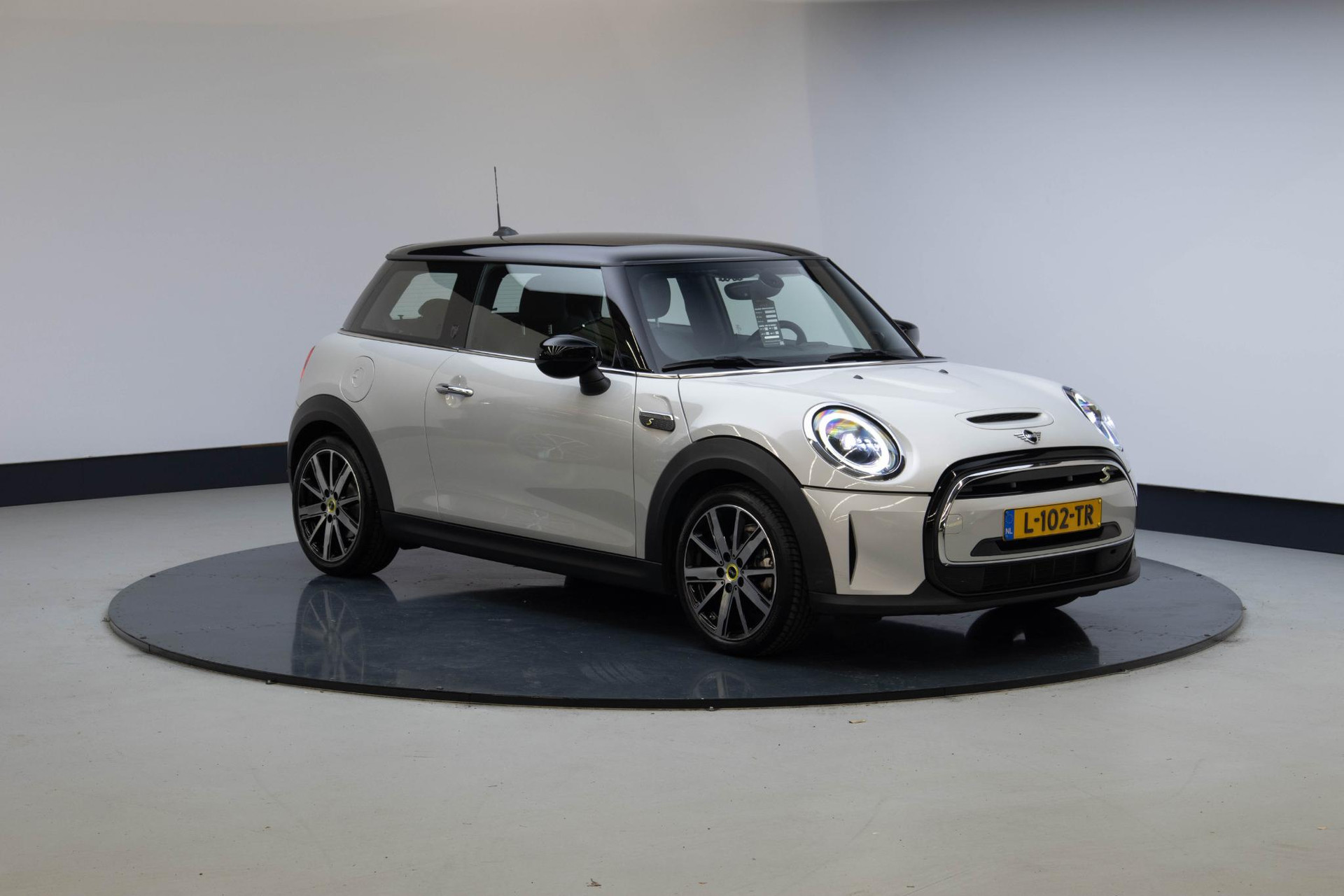 Mini Mini Electric MINI Yours 33 kWh Leer