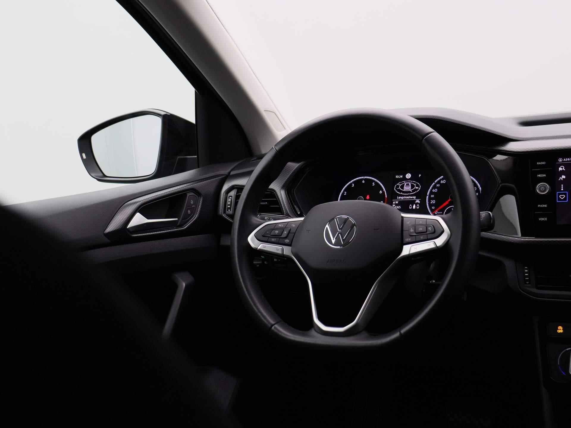 Volkswagen T-Cross 1.0 TSI Life | AUTOMAAT | NAVIGATIE | AIRCO | ACHTERUITRIJCAMERA | PARKEERSENSOREN | APPLE CARPLAY / ANDROID AUTO | LICHTMETALEN VELGEN | - 14/35