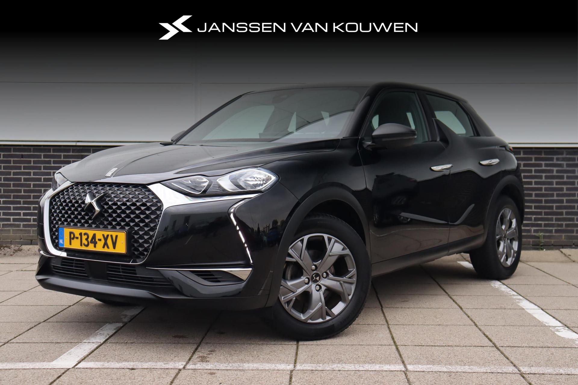 DS 3 Crossback 1.2 PureTech Montmartre * Navi * PDC *