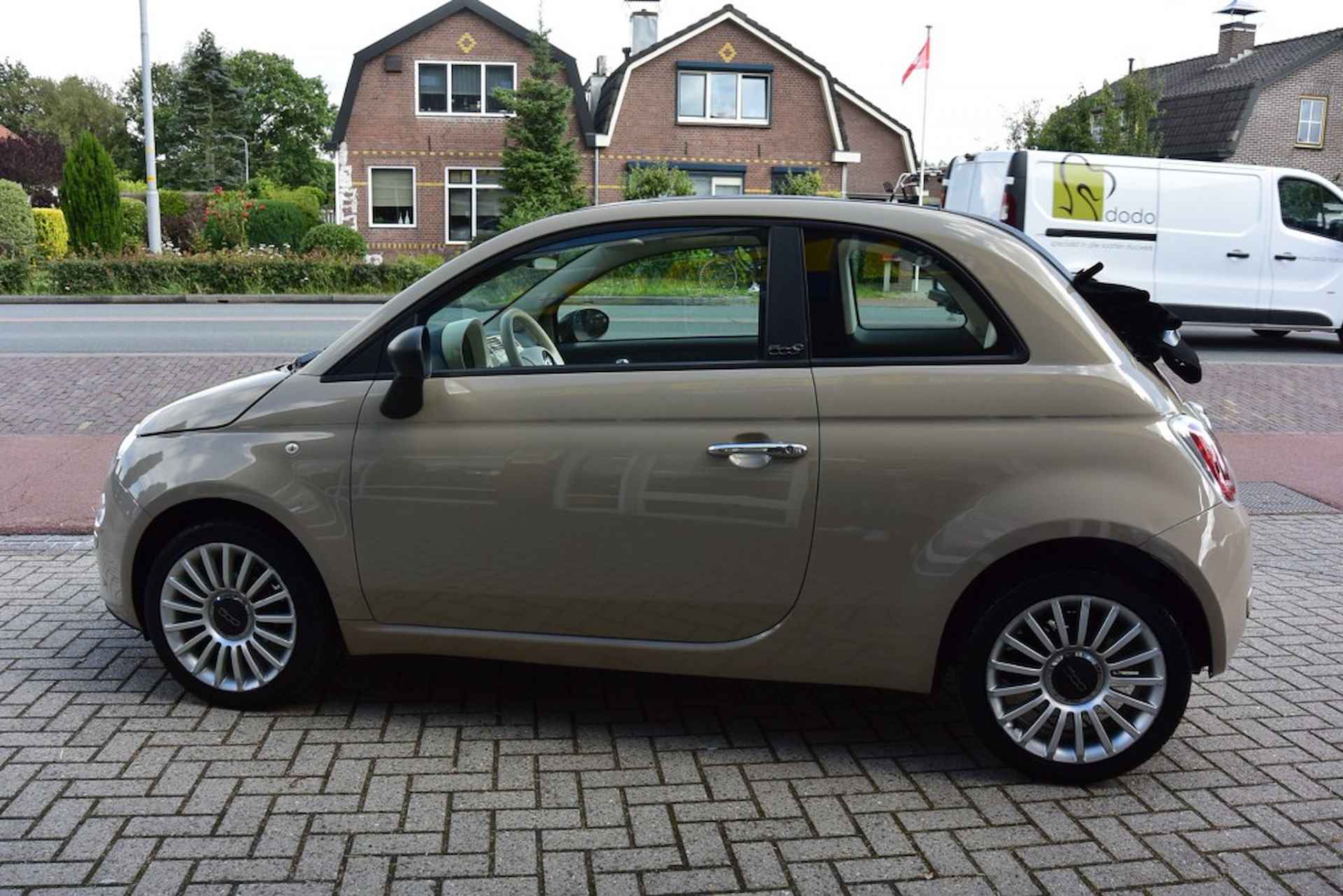 FIAT 500c 1.2 LOUNGE - 10/19