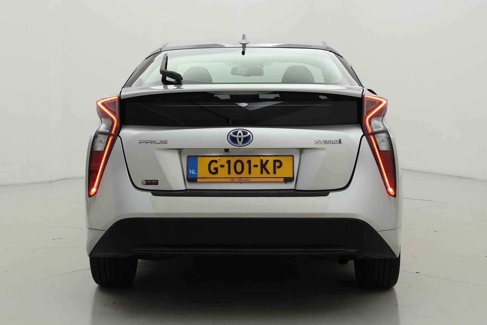 Toyota Prius 1.8 Hybrid Black Edition Leder Navigatie Automaat - 11/35