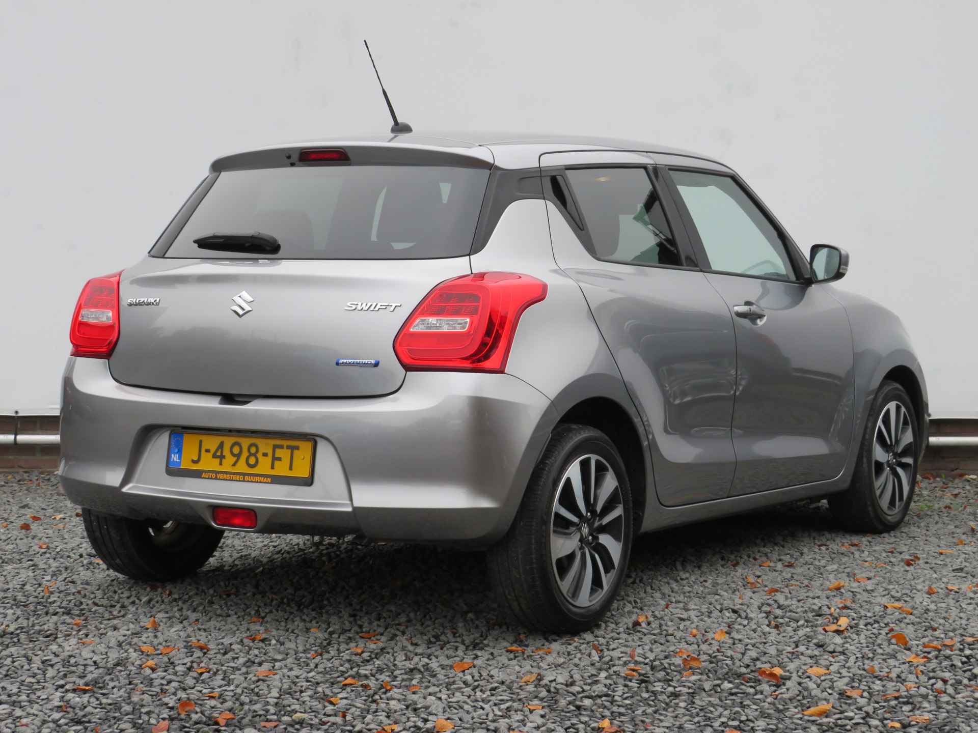 Suzuki Swift 1.2 Stijl/Style Smart Hybrid, 1e Eig. en Dealer onderhouden, Keyless, Cruise, Applecarpl./Andr. Auto, Stoelverwarm, Navigatie - 5/32