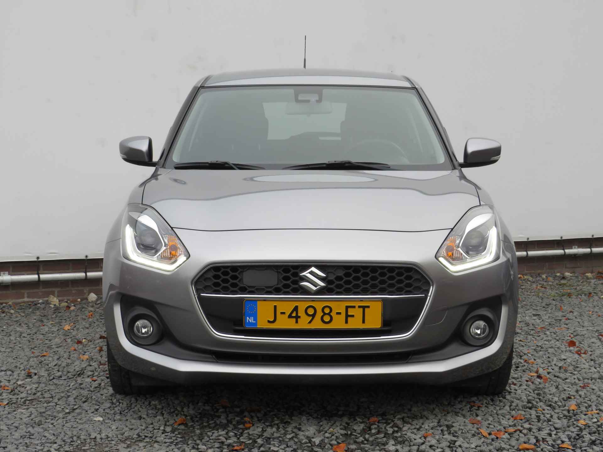 Suzuki Swift 1.2 Stijl/Style Smart Hybrid, 1e Eig. en Dealer onderhouden, Keyless, Cruise, Applecarpl./Andr. Auto, Stoelverwarm, Navigatie - 8/32