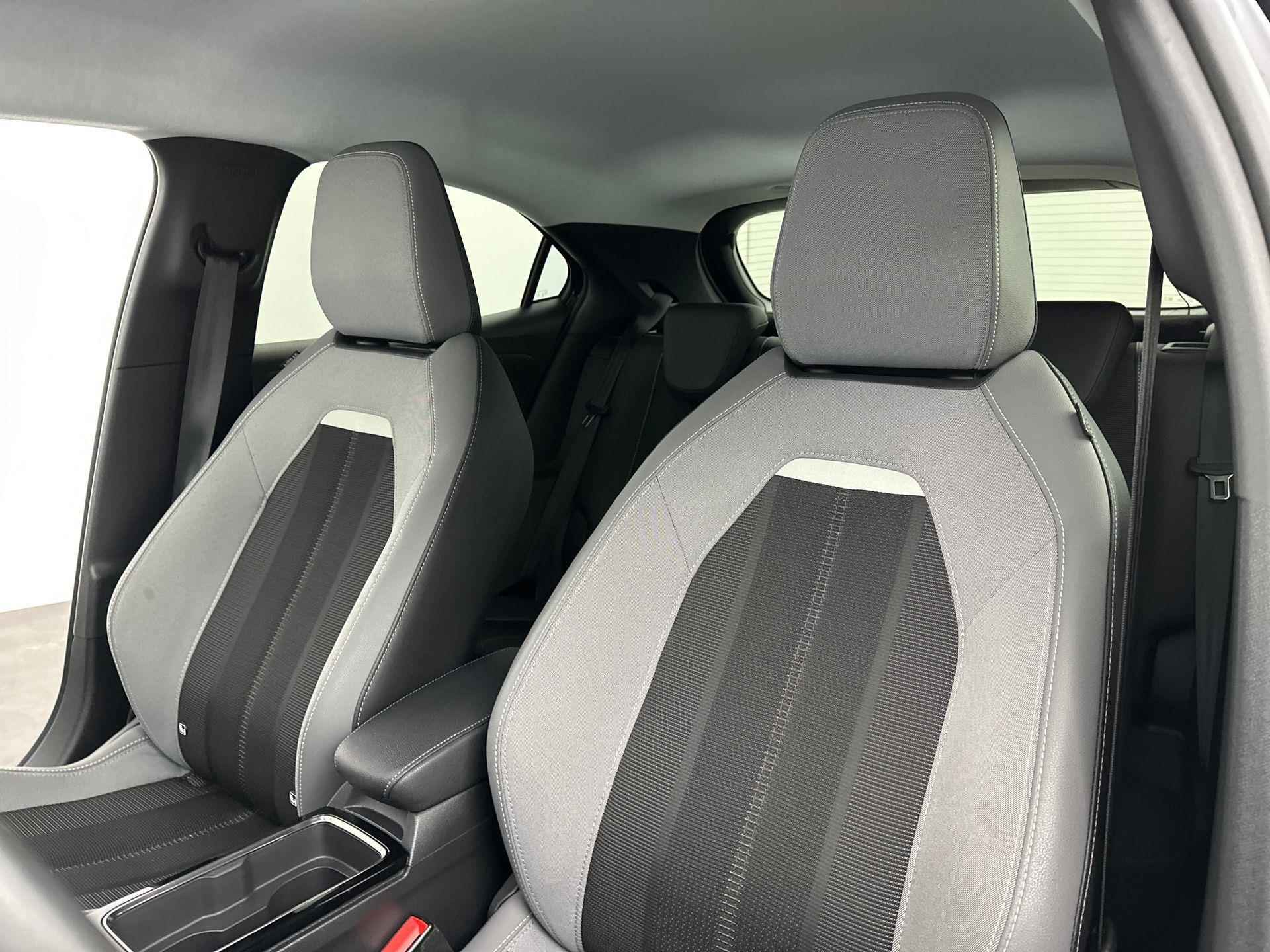 Opel Mokka 1.2 Turbo Business Elegance | Parkeersensoren | Navigatie | Apple Carplay/Android Auto - 18/25