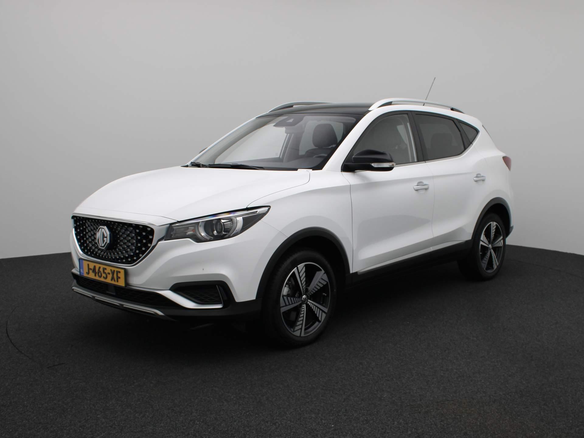 MG ZS EV Luxury 45 kWh | Leder | Navi | Panoramadak | Camera | Apple CarPlay | Adaptive Cruise Control |