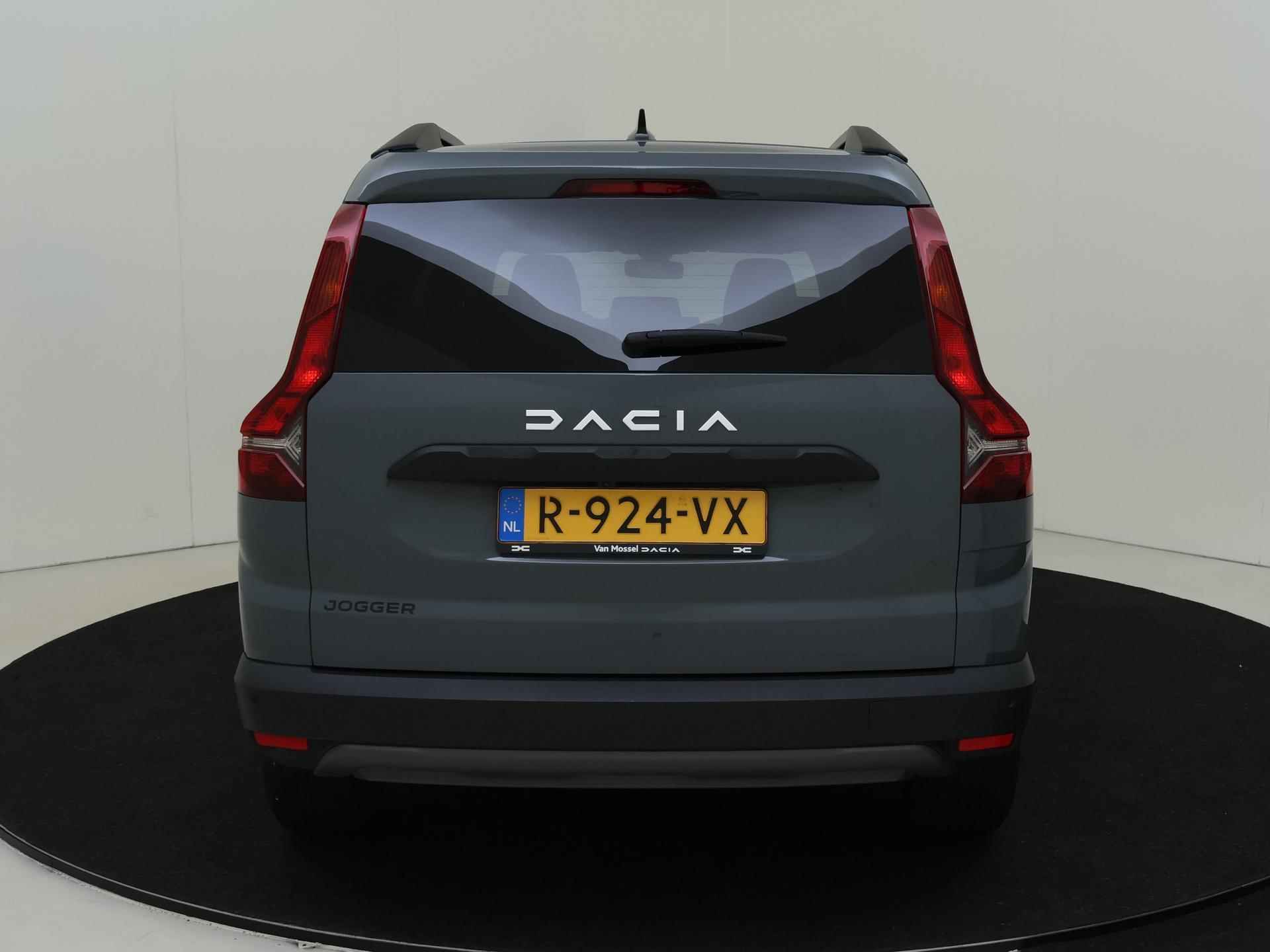 Dacia Jogger 1.0 TCe 100 ECO-G Extreme 7p. - 8/31