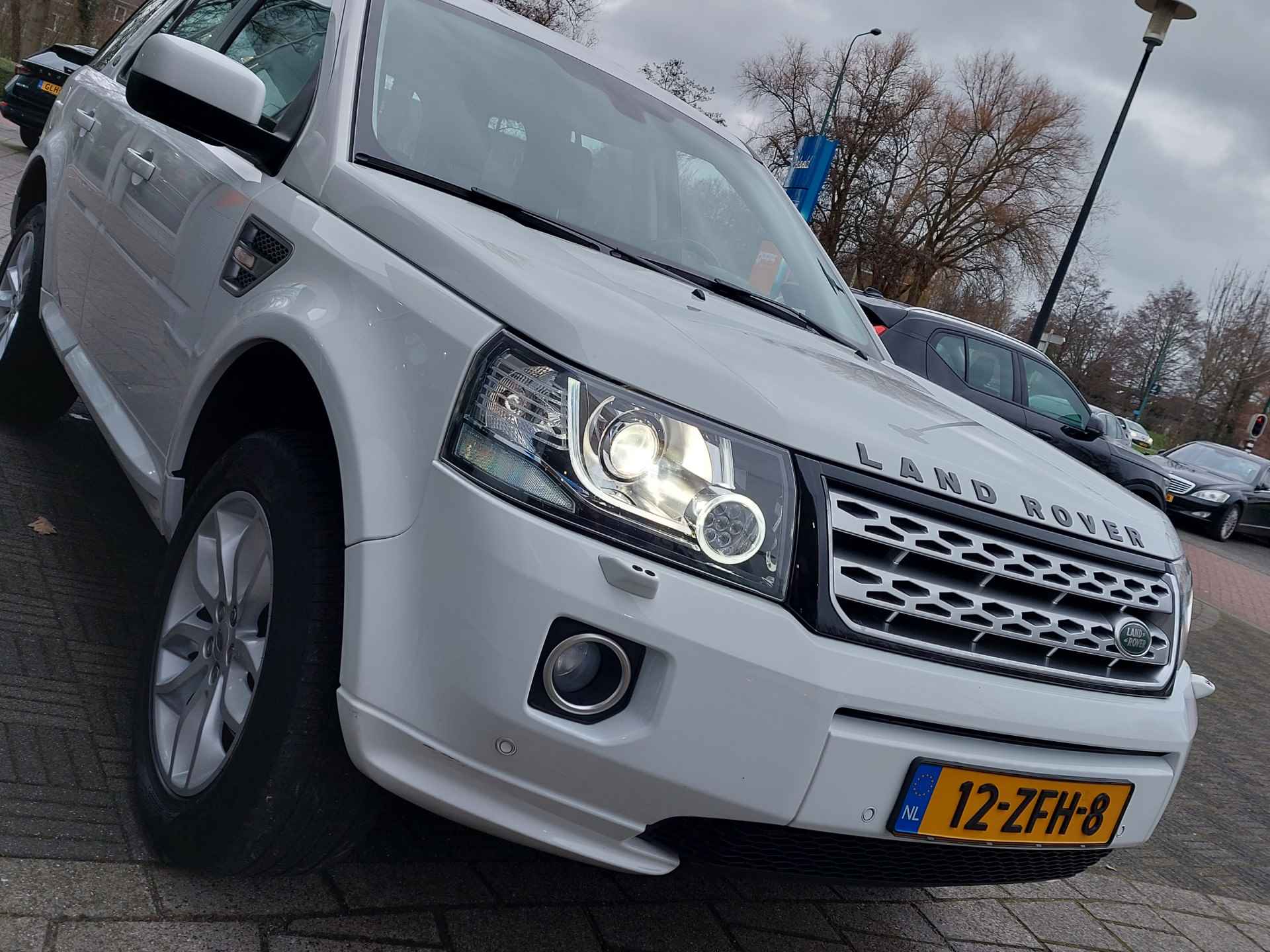 Land Rover Freelander 2.0 Si4 241pk 4WD Automaat SE Prestige | Origineel NL | Navi | Xenon | Clima | Cruise | Leder | Meridian Sound | Stoelverwarming | Pdc V+A | Licht+Regensensor | 17''lm | Trekhaak - 41/46