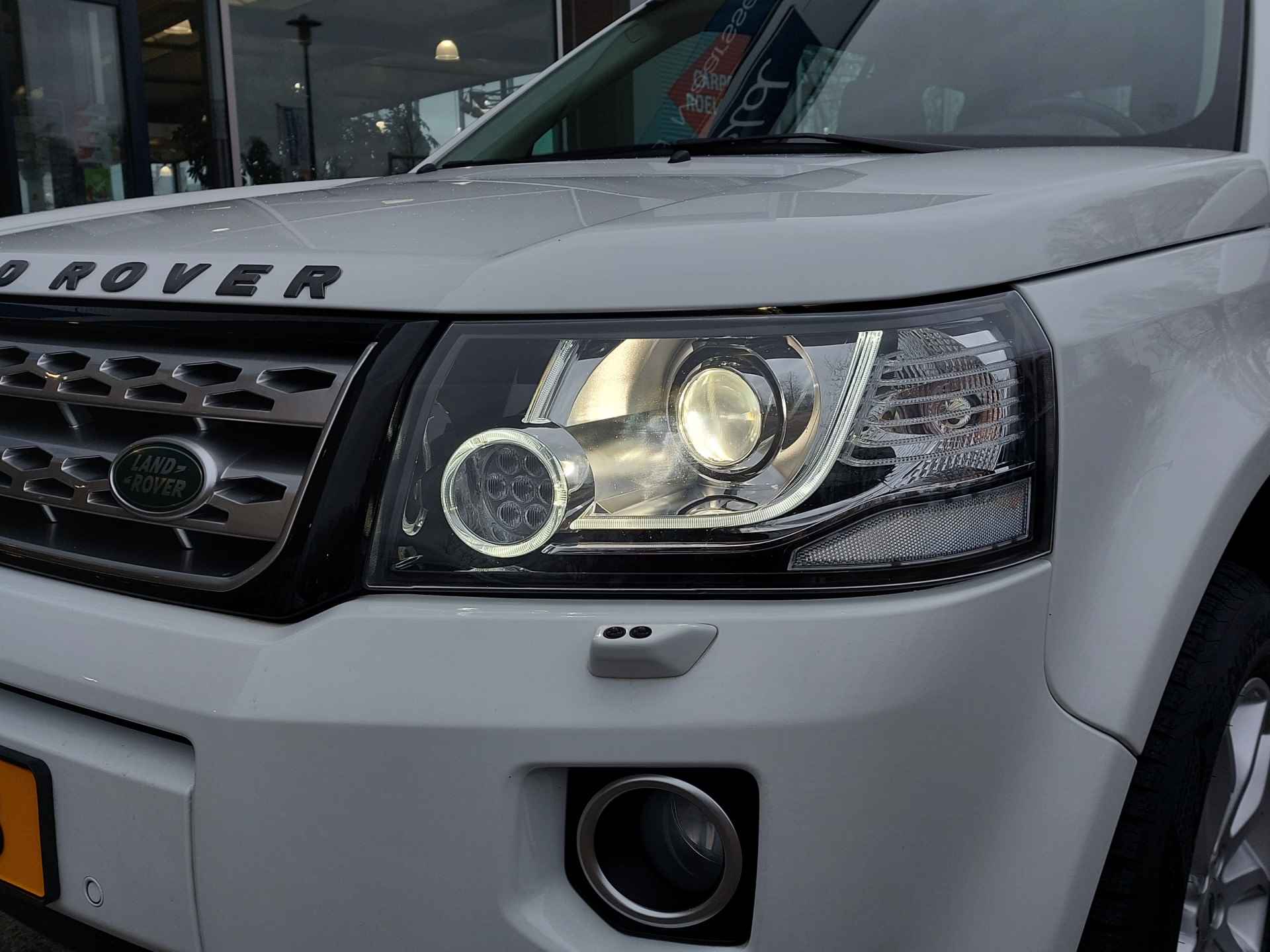 Land Rover Freelander 2.0 Si4 241pk 4WD Automaat SE Prestige | Origineel NL | Navi | Xenon | Clima | Cruise | Leder | Meridian Sound | Stoelverwarming | Pdc V+A | Licht+Regensensor | 17''lm | Trekhaak - 44/46