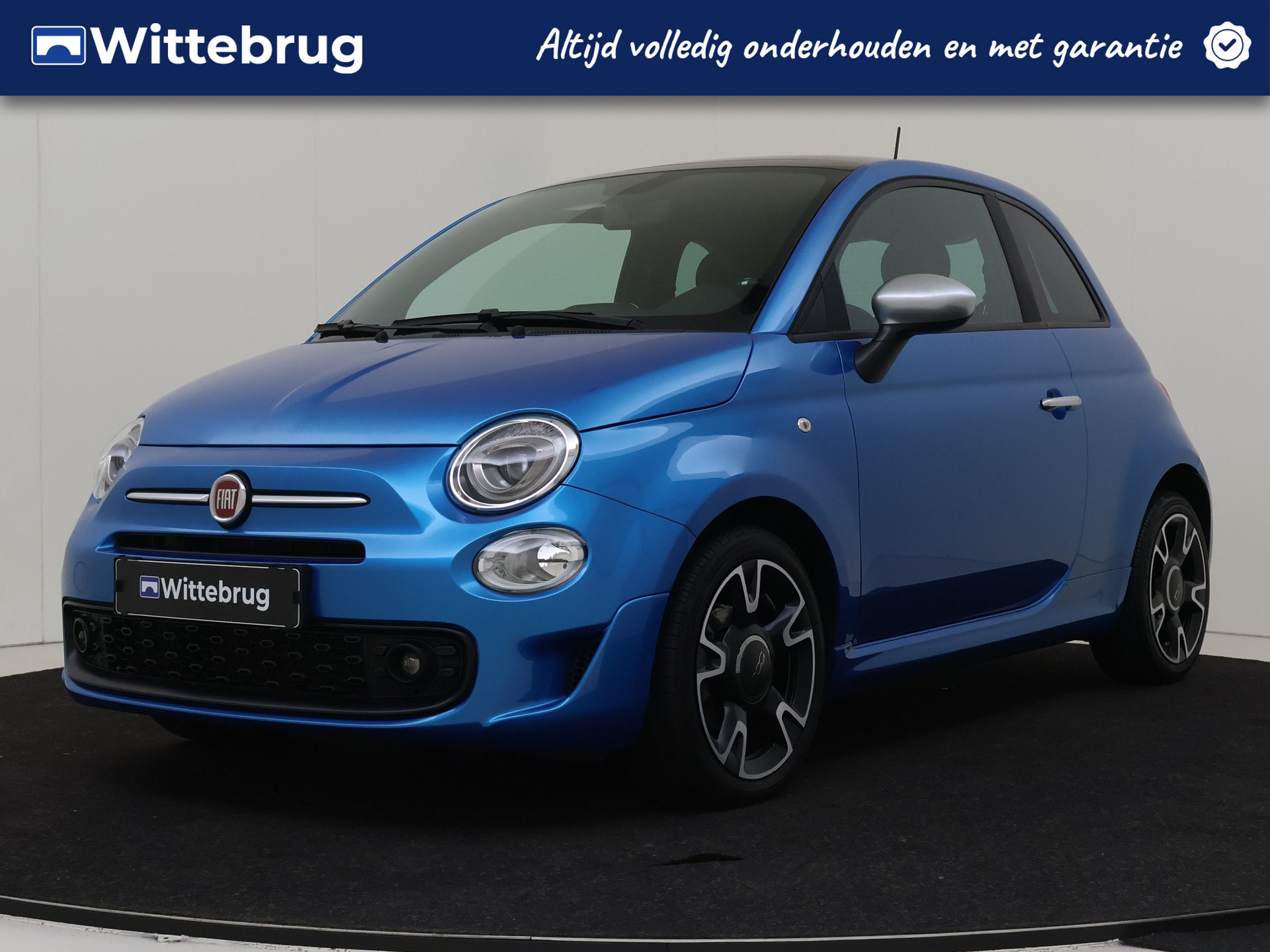 Fiat 500 1.0 70PK Hybrid Rockstar | Schuif/kantel dak | Sport uitvoering | Parkeerhulp |