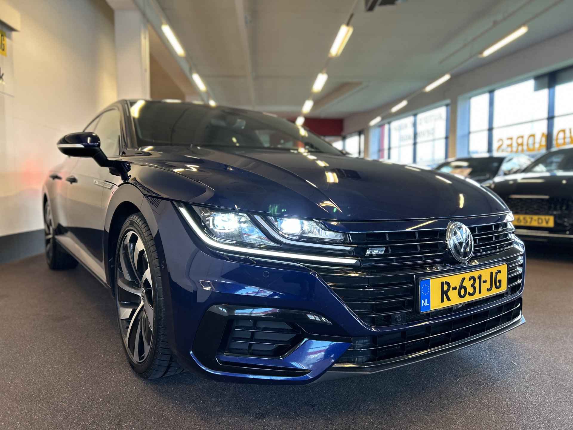 Volkswagen Arteon 2.0 TSI Business 3X R-Line | Panoramadak | Alcantara/Lederen bekleding | Digital dashboard | Adaptieve cruise control | Keyless - 34/41